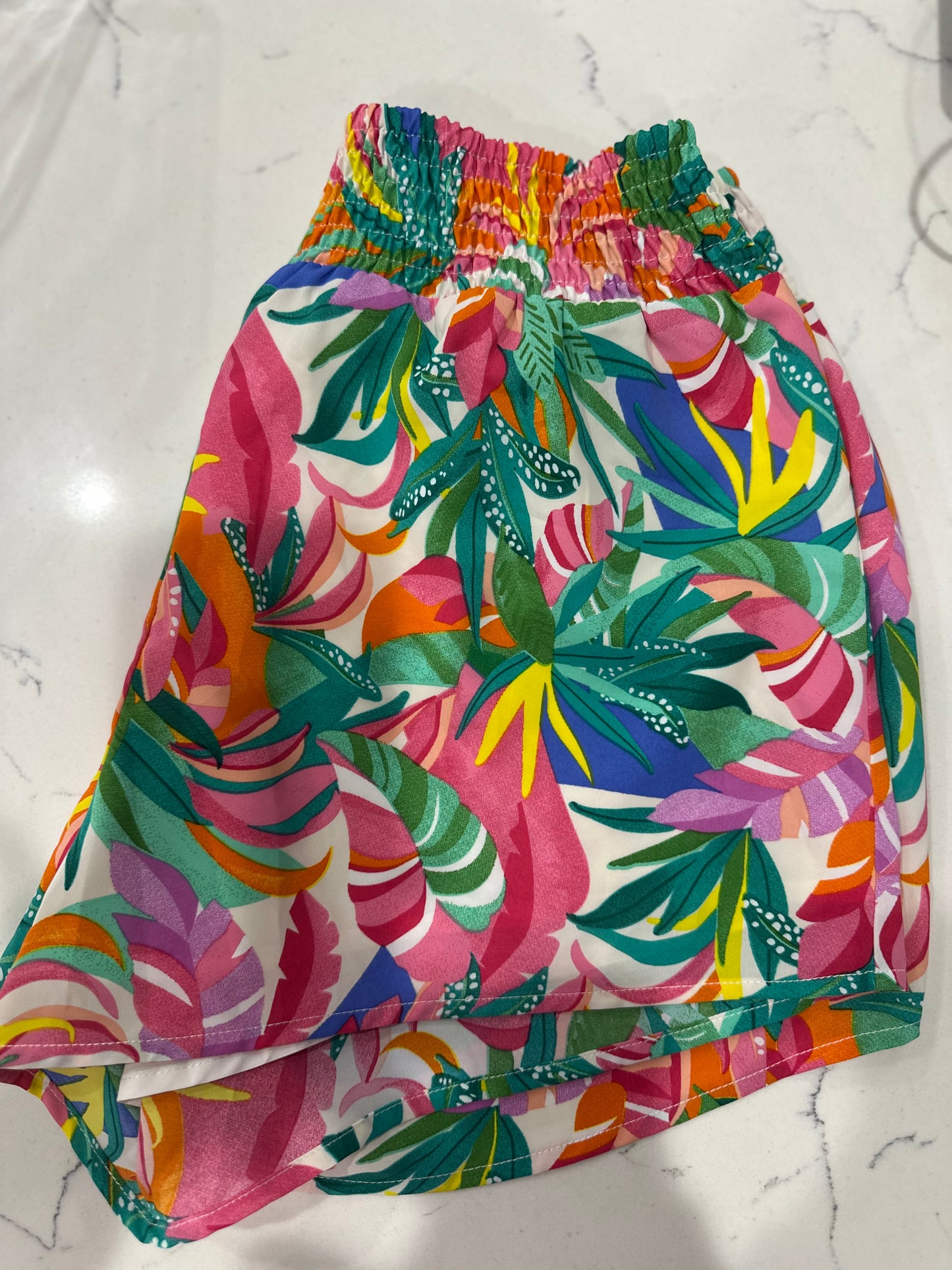 SUMMER DREAMING SHORTS