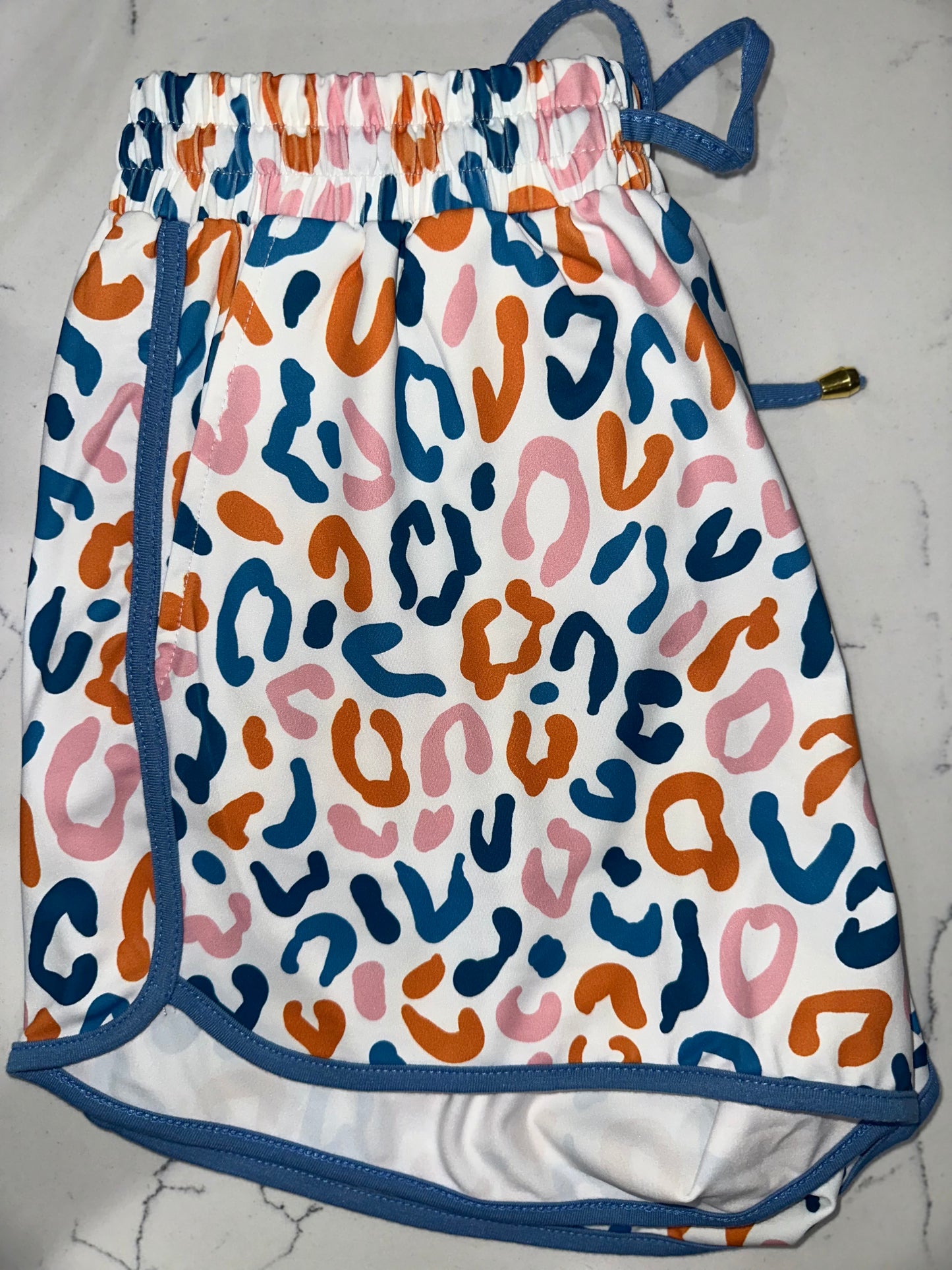 FEELING LIKE FUN LEOPARD EVERYDAY SHORTS