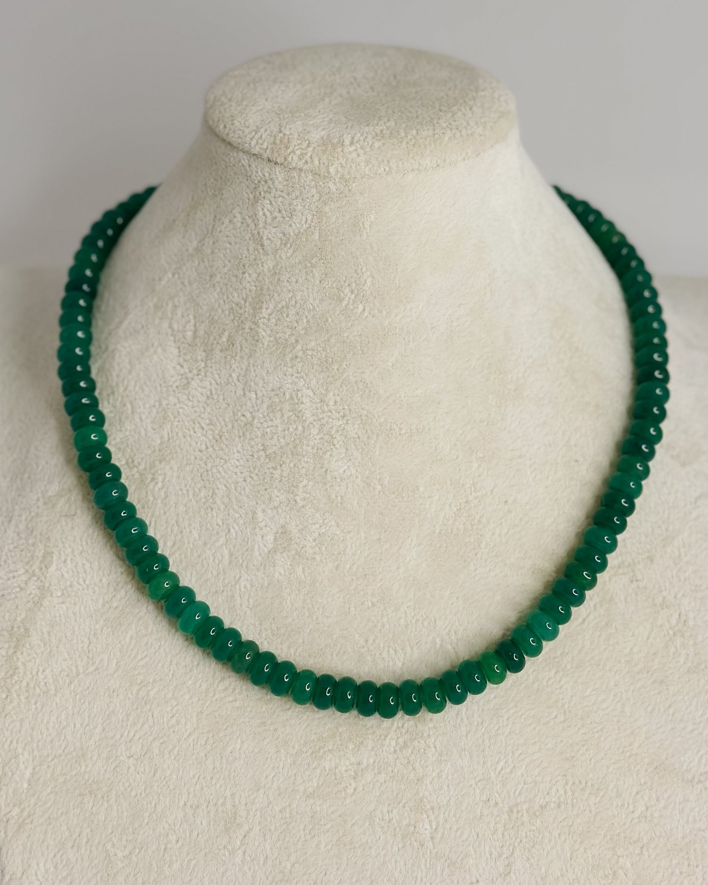 STONE BEAD NECKLACE