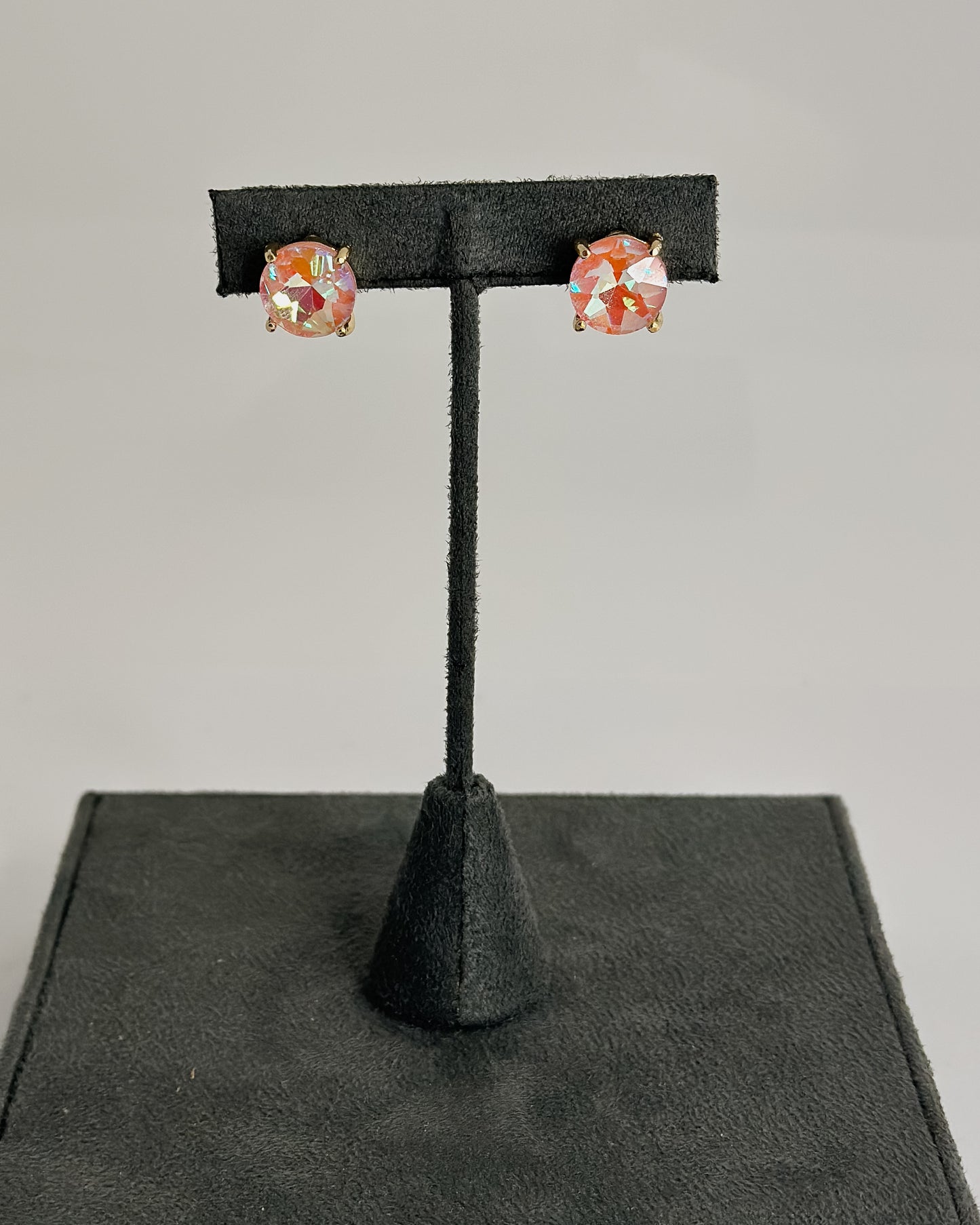 LIGHT IRIDESCENT PINK SQUARE GEM STUD EARRINGS