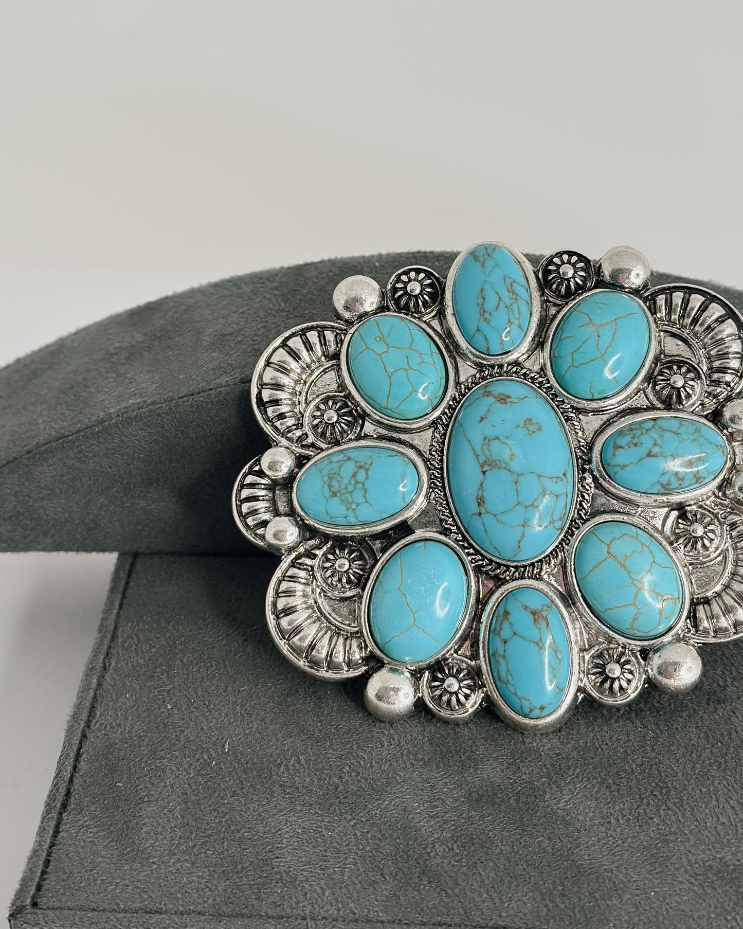 TURQUOISE & SILVER BLOSSOM BELT BUCKLE - Pharm Favorites by Economy Pharmacy