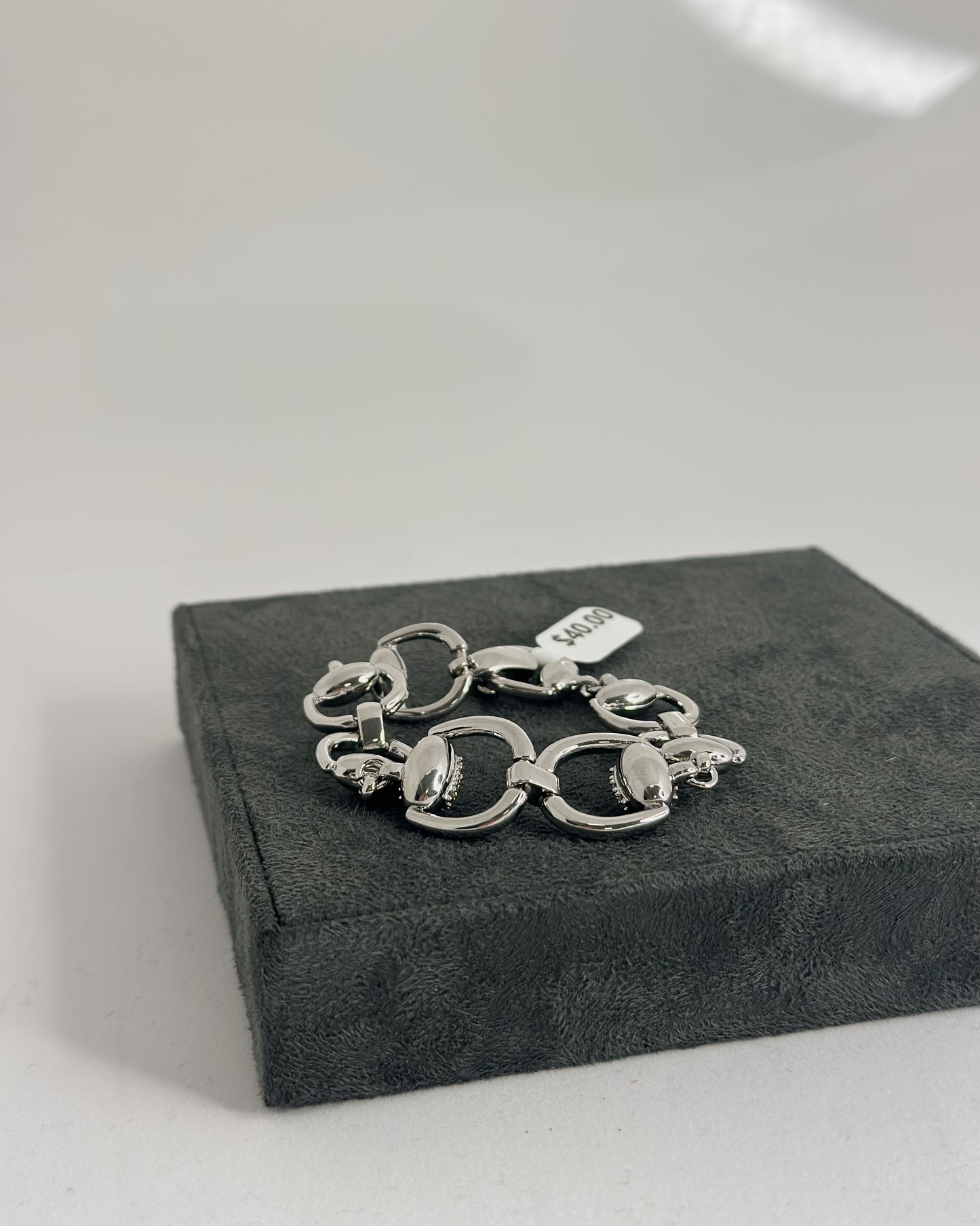 SILVER HORSEBIT LINK BRACELET WITH RHINESTONE EMBELLISHMENT