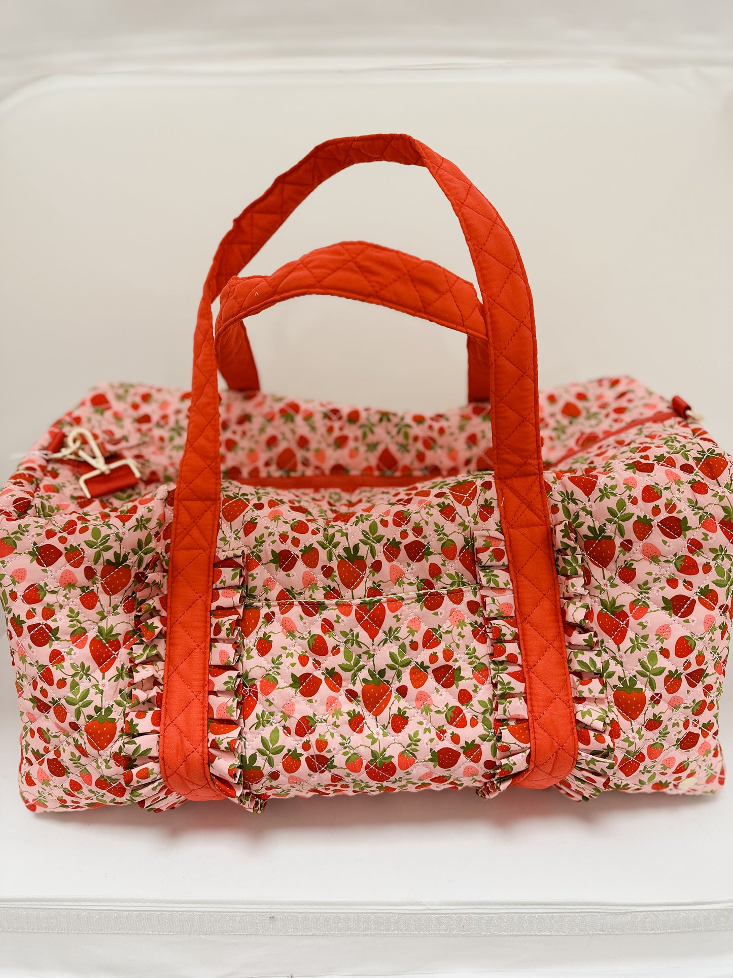 ON-THE-GO QUILTED WEEKENDER BAG - STRAWBERRY FIELDS - Pharm Favorites by Economy Pharmacy