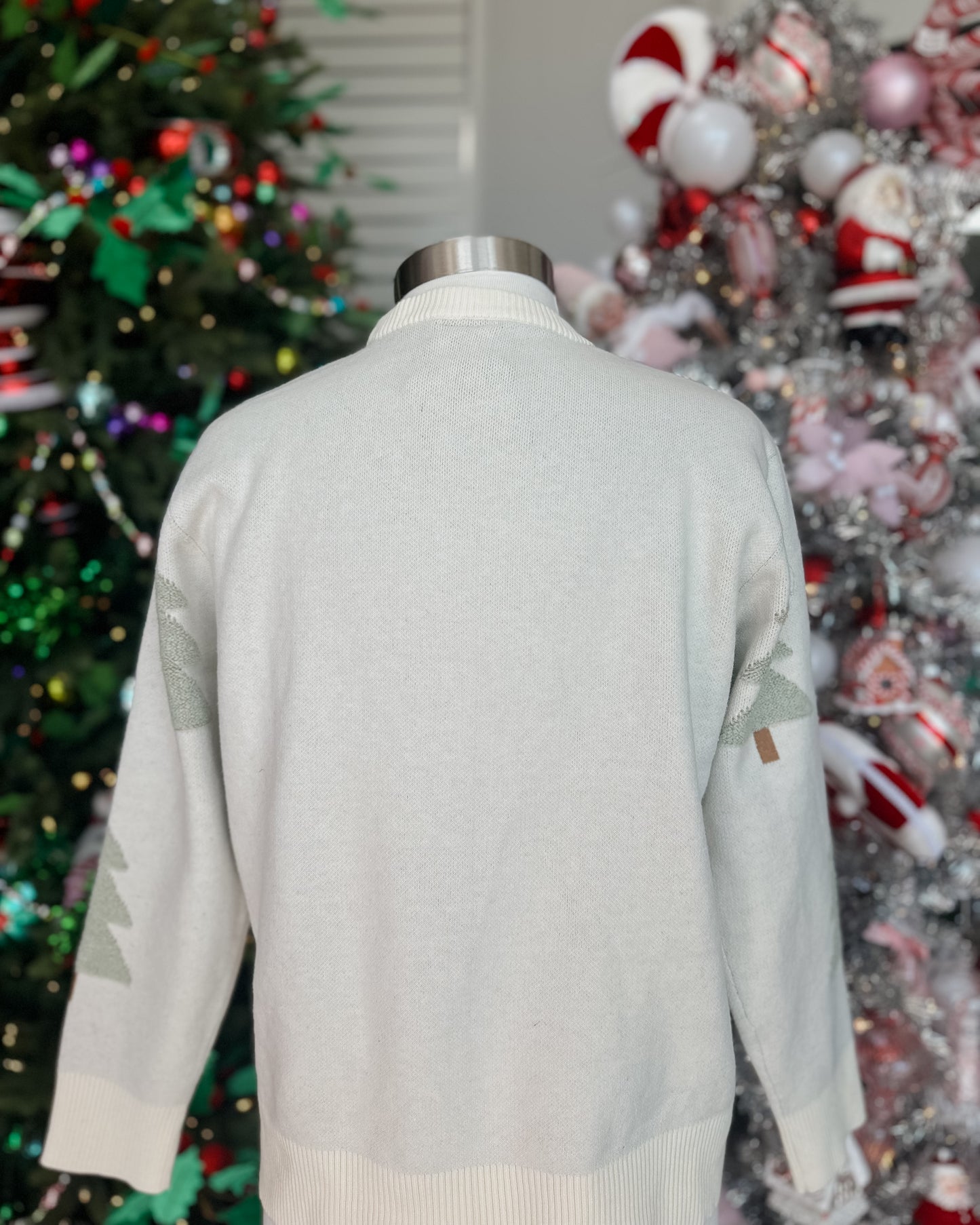 IVORY KNIT 3-D CHRISTMAS TREE SWEATER
