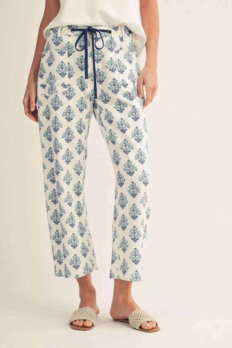 BLUE BAROQUE FLORAL BARREL PANTS