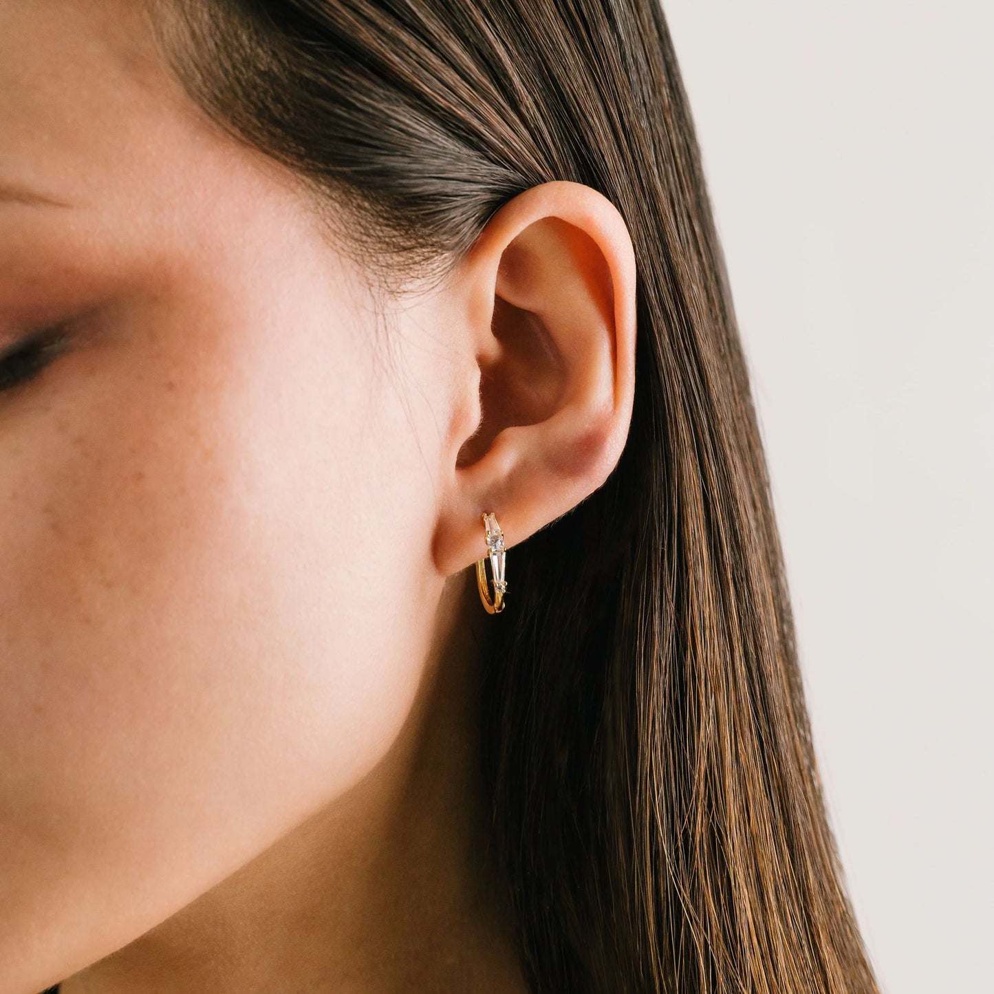 TAMARA HOOP EARRINGS - GOLD
