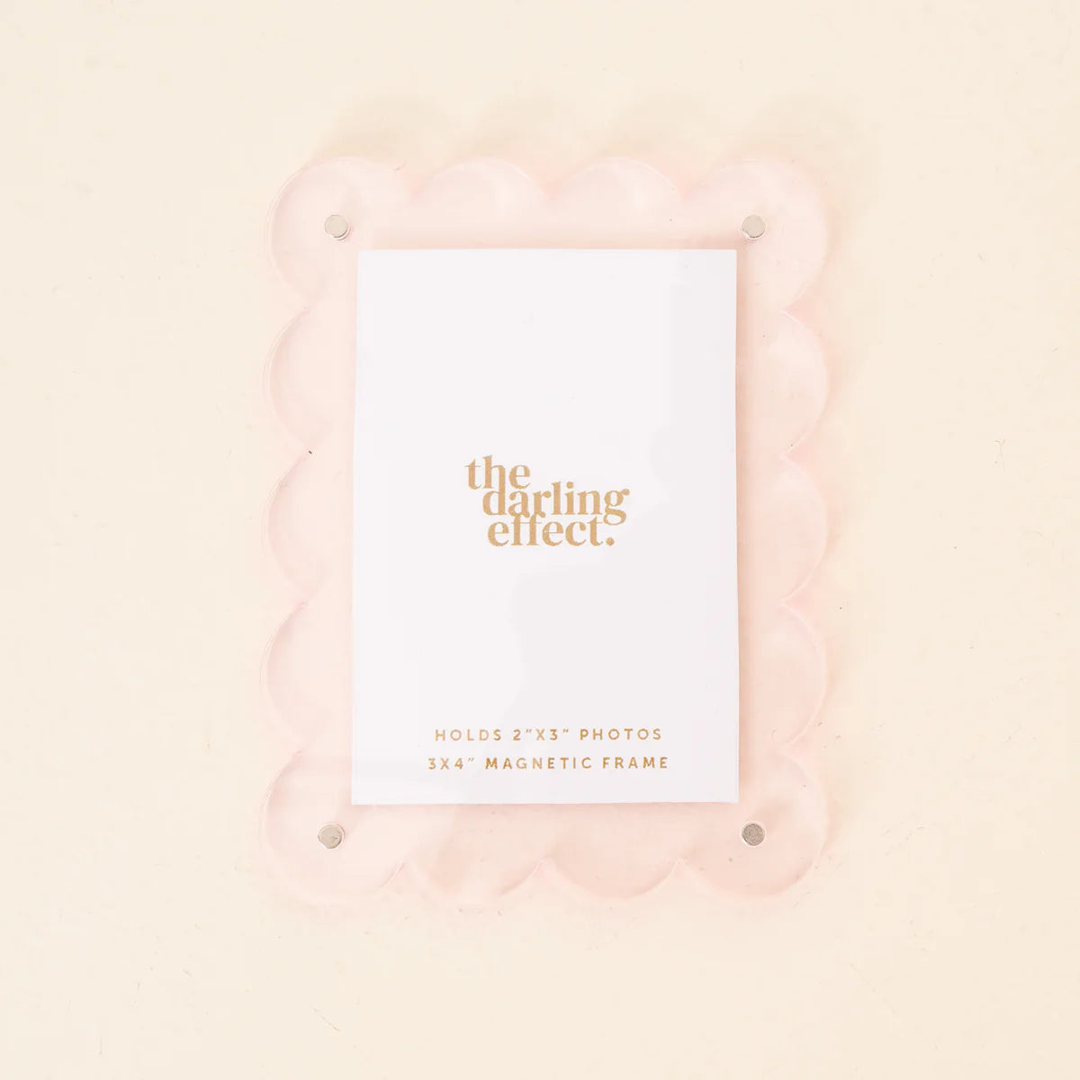 MINI SCALLOPED ACRYLIC PICTURE FRAME MAGNET