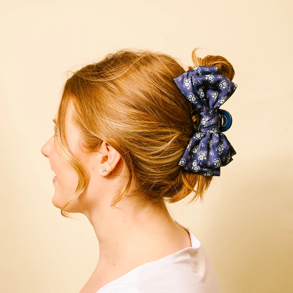 SATIN BOW CLAW CLIP