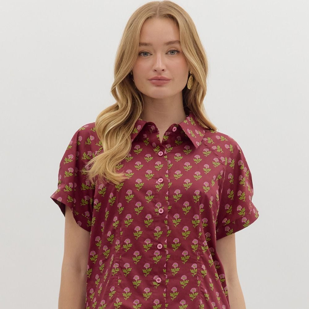 BURGUNDY MINI FLORAL PATTERN SHORT SLEEVE FITTED BLOUSE