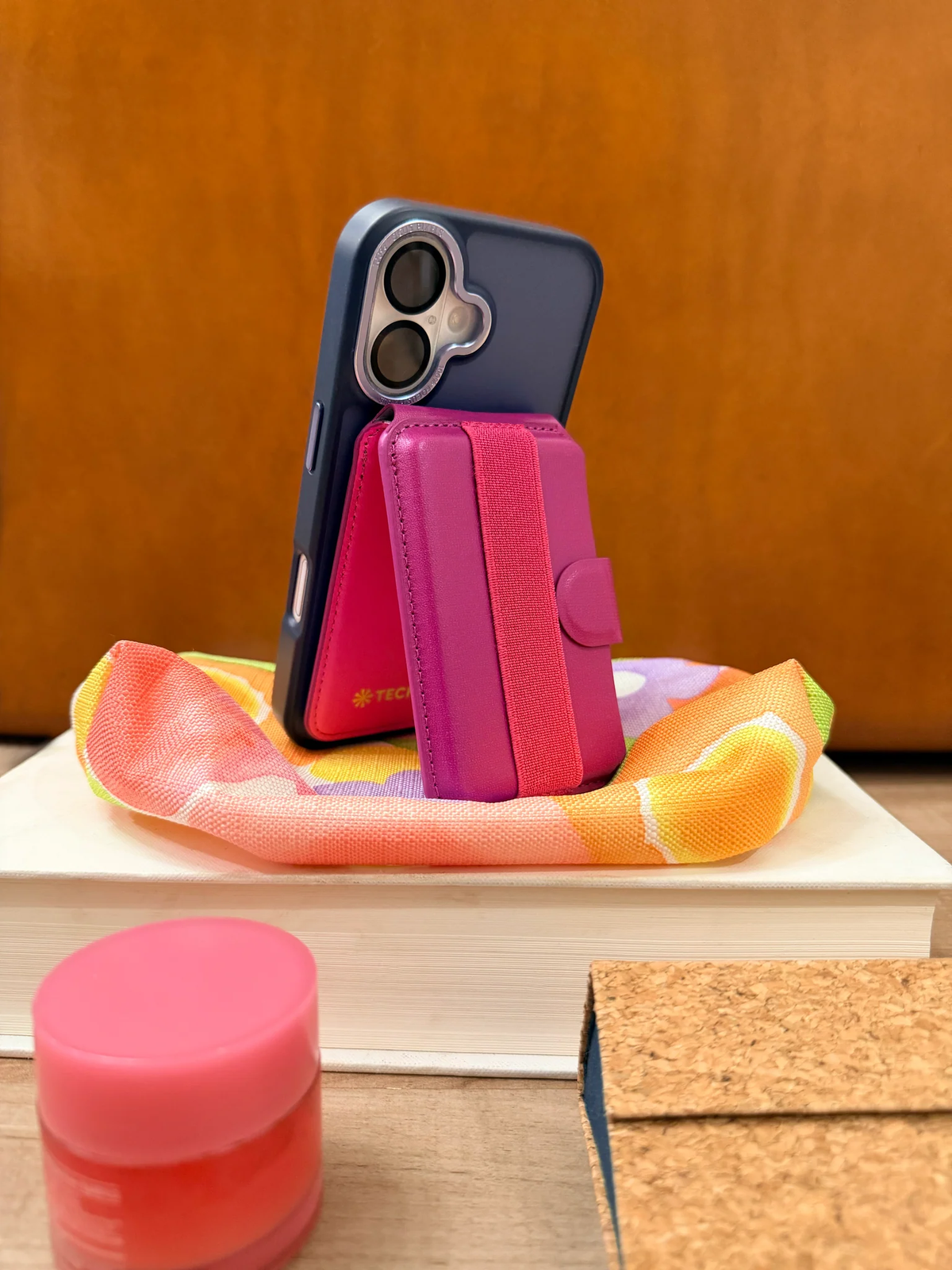 BACK POCKET PHONE WALLET