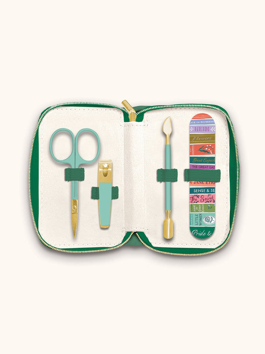 COZY READS MANICURE SET