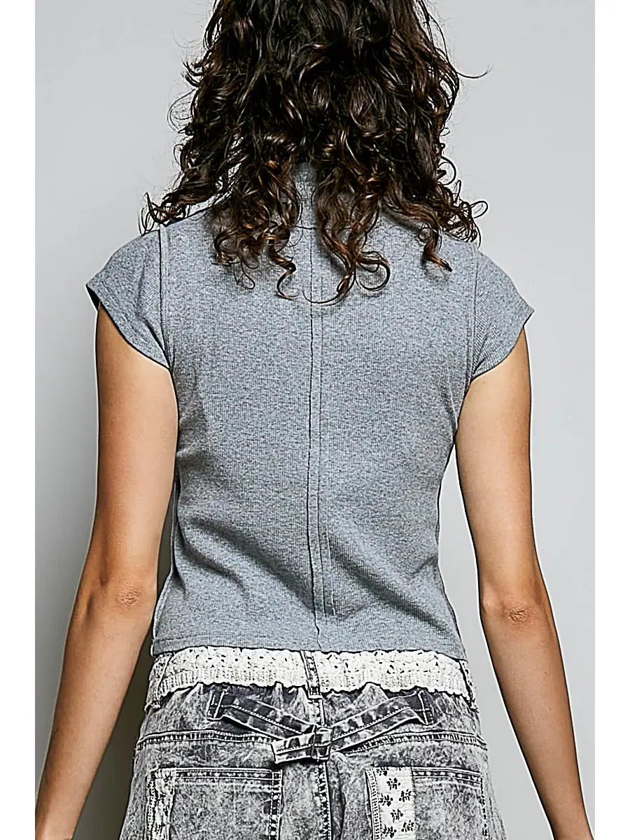 HEATHER GRAY VINTAGE WASH OVERLOCK STITCH MOCK NECK TOP