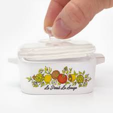 PYREX-INSPIRED SPICE OF LIFE CORNINGWARE INSPIRED MINI DISH