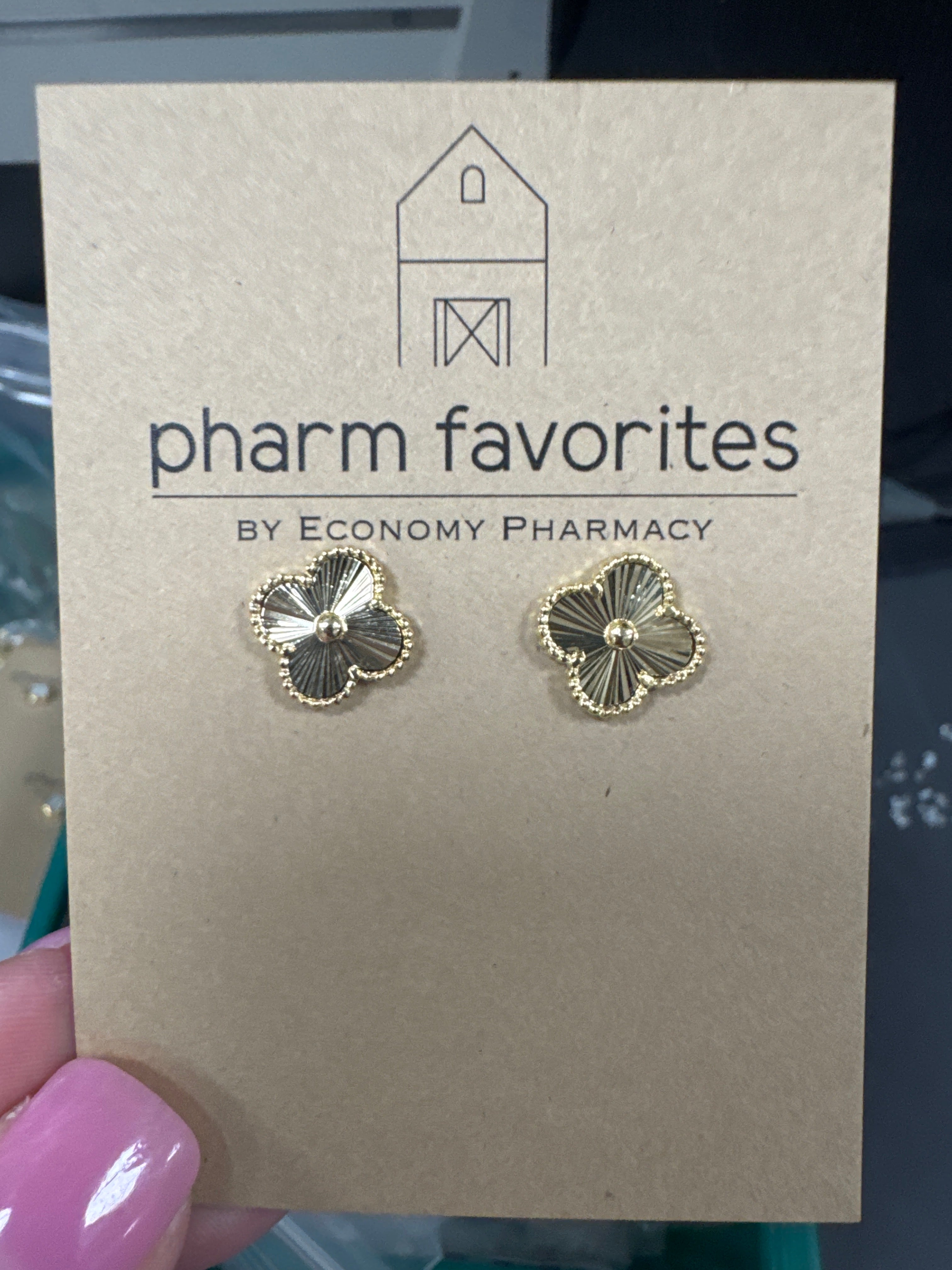 GOLD CLOVER STUD EARRINGS