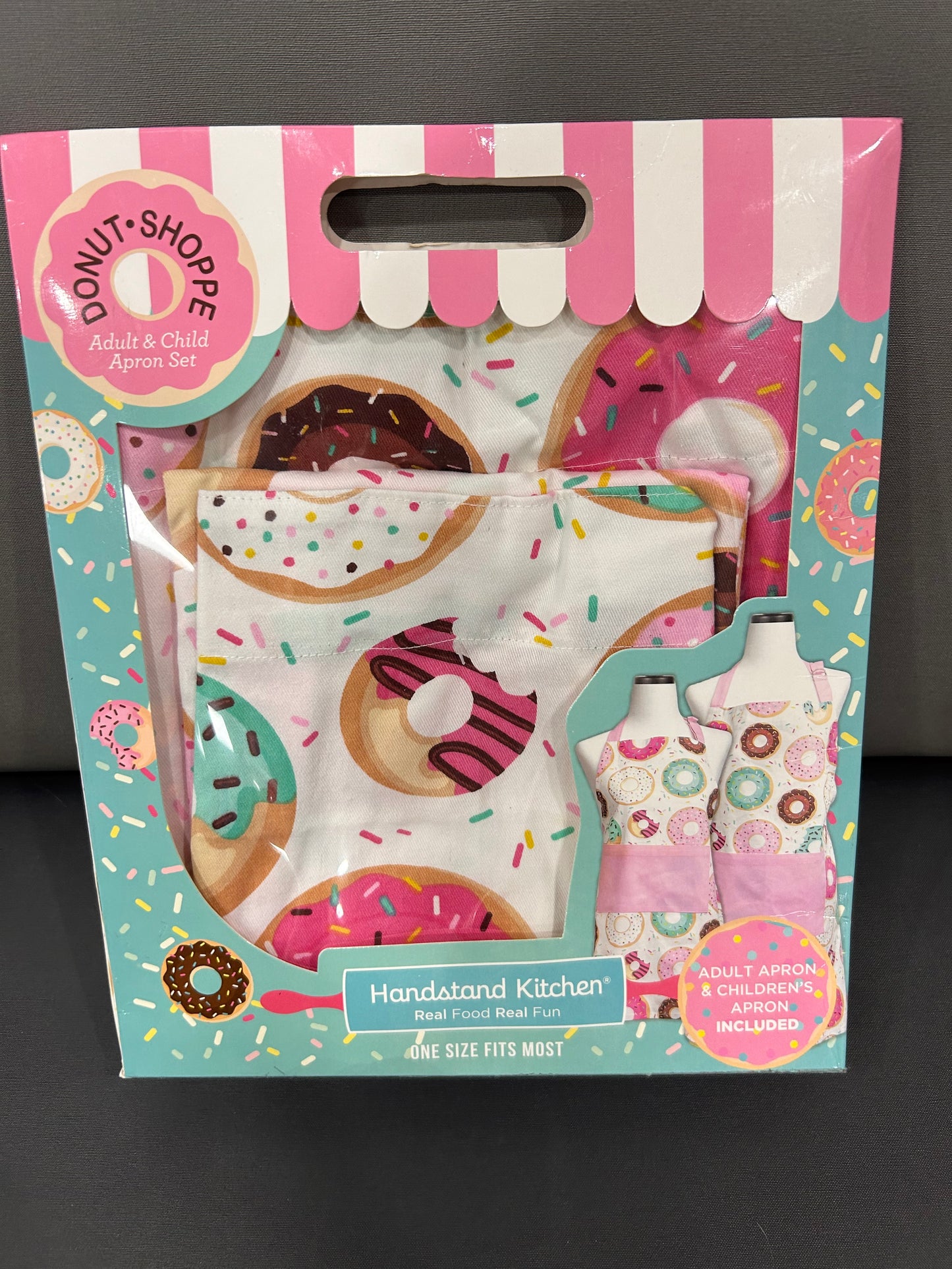 DONUT MOMMY & ME APRON SET