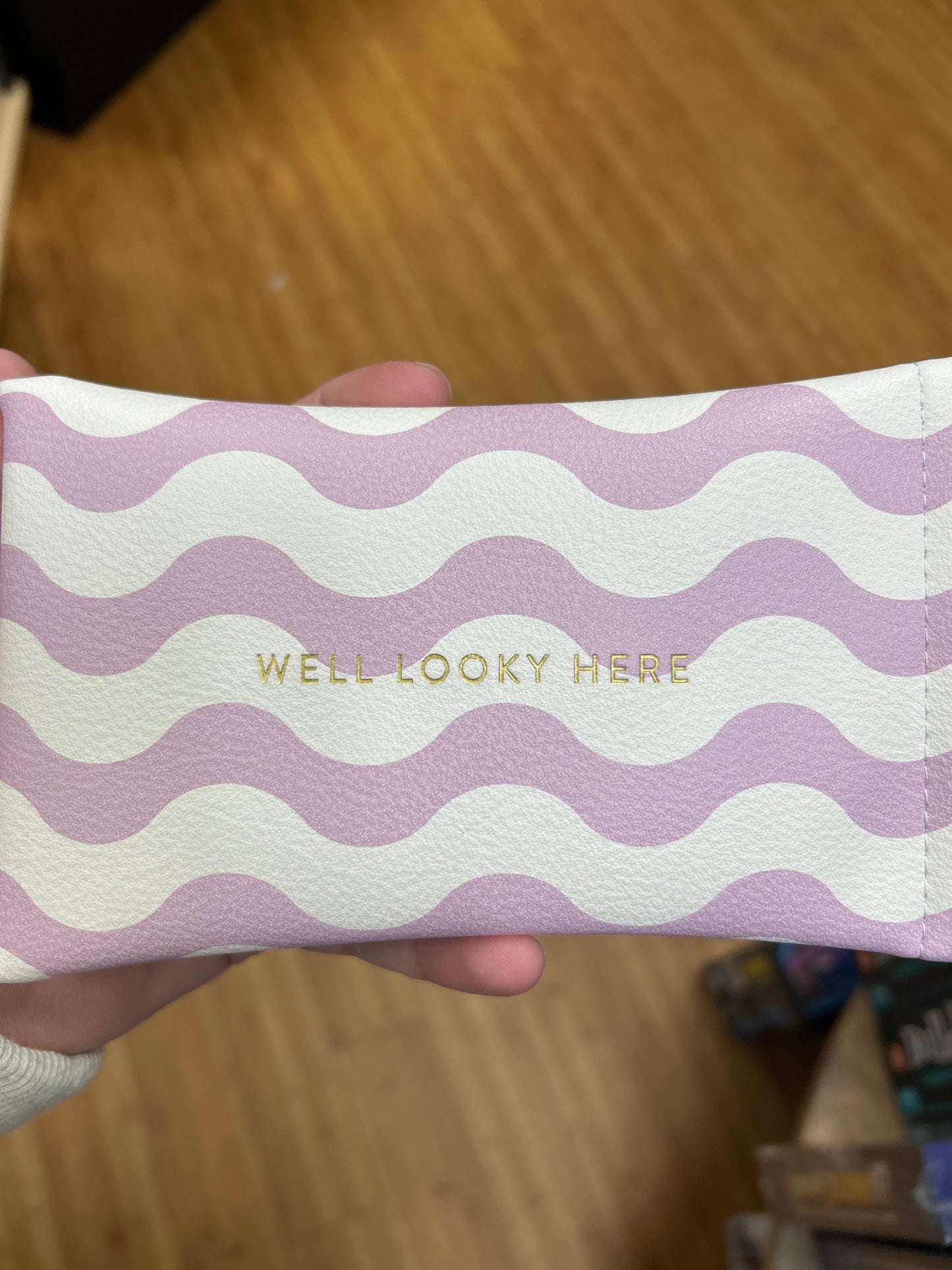 EYEGLASS CASE - WELL LOOKY HERE