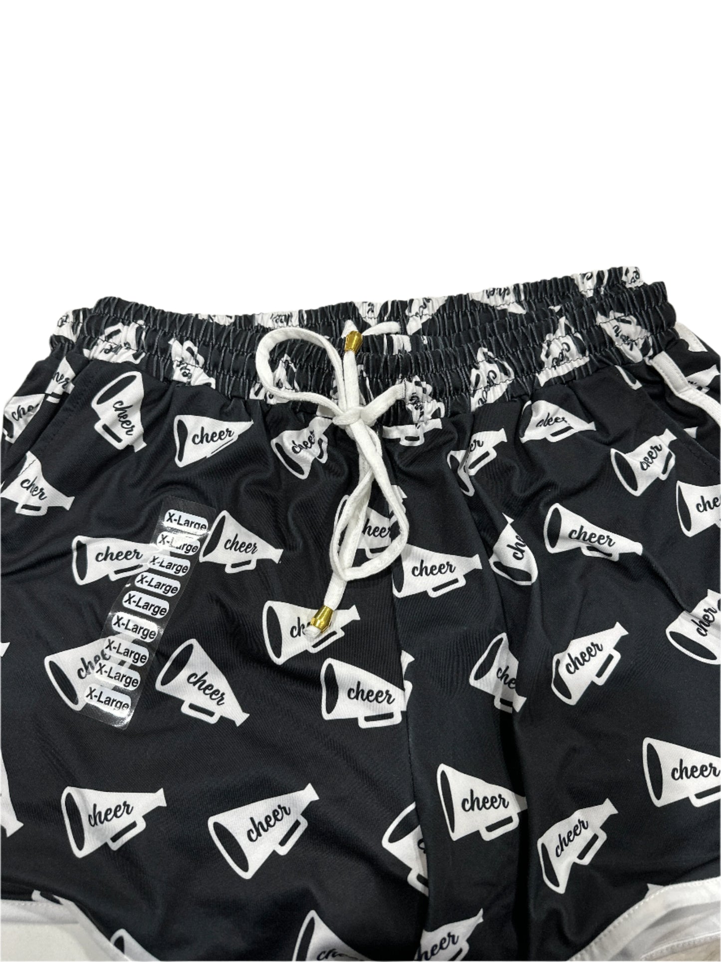 EVERYDAY SHORTS - SHAKE YOUR POM POMS