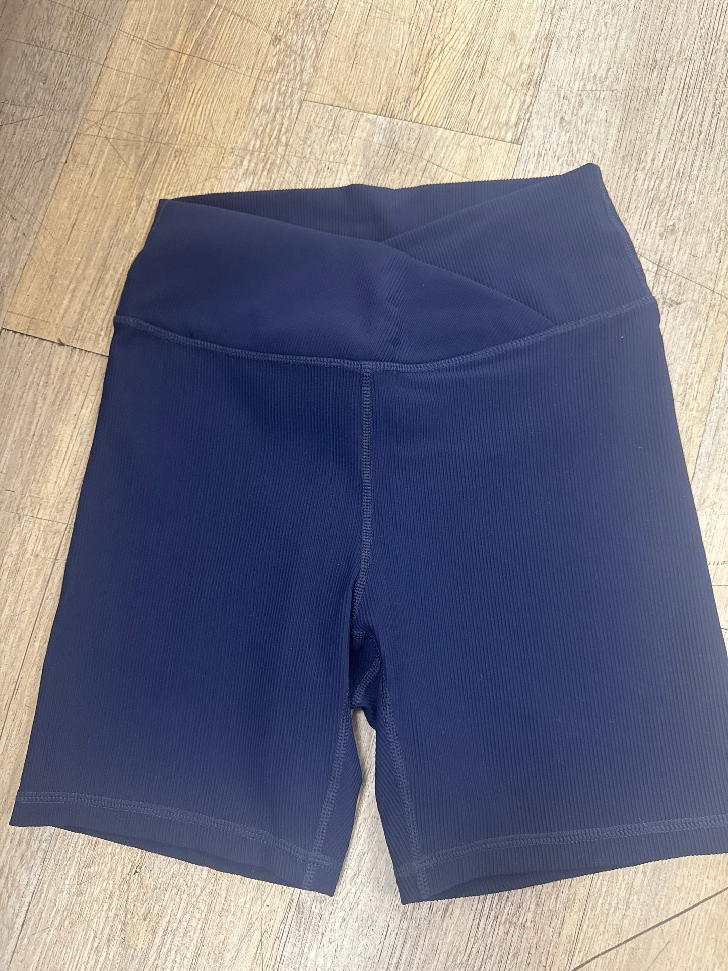 NAVY RIBBED BIKER SHORTS