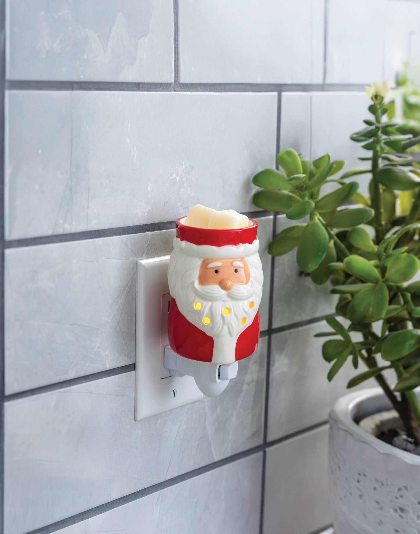 St. Nick Pluggable Fragrance Warmer