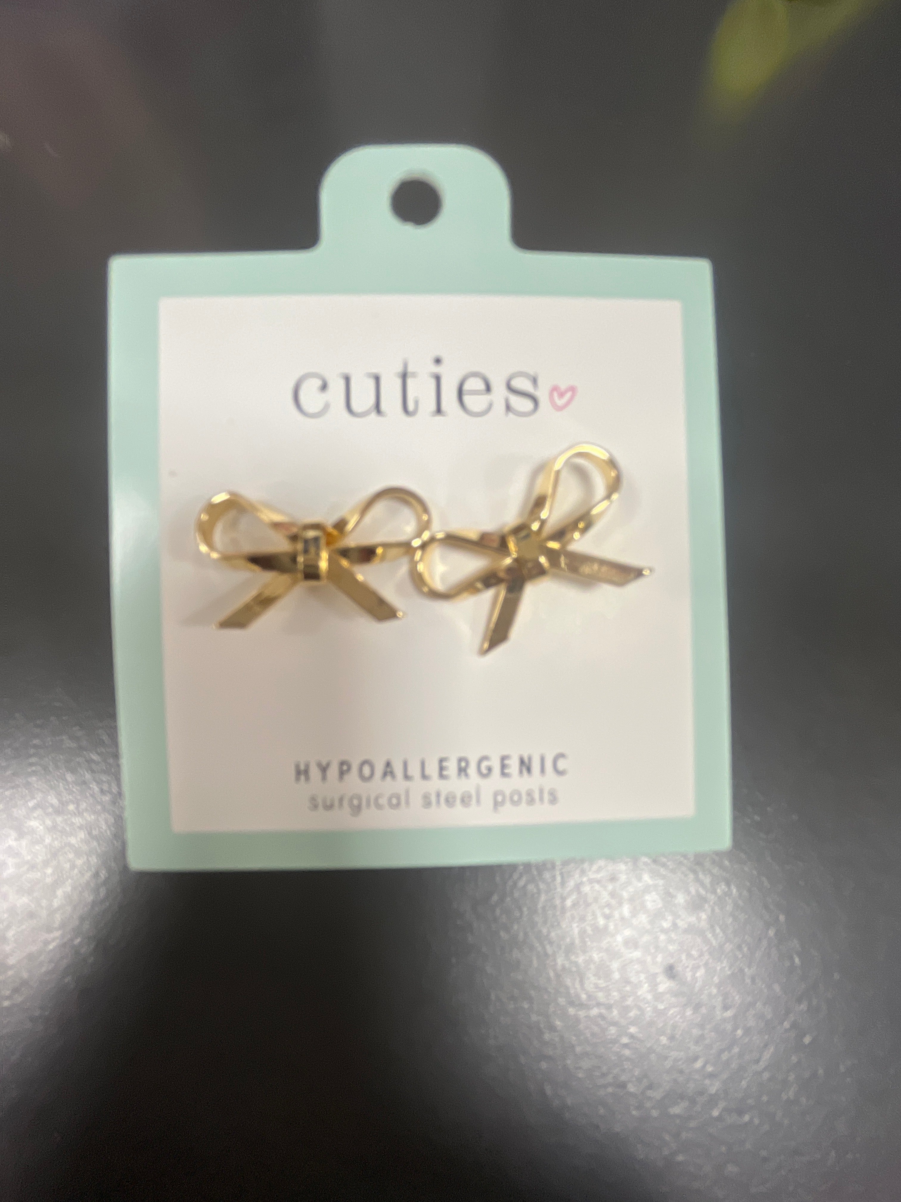 BRIGHT POLISHED BOW EARRINGS