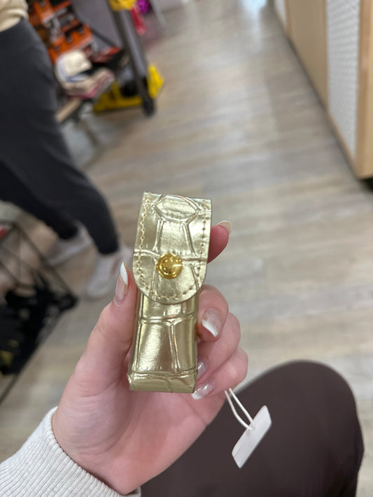 THE SMOOCH - GOLD RUSH CROC