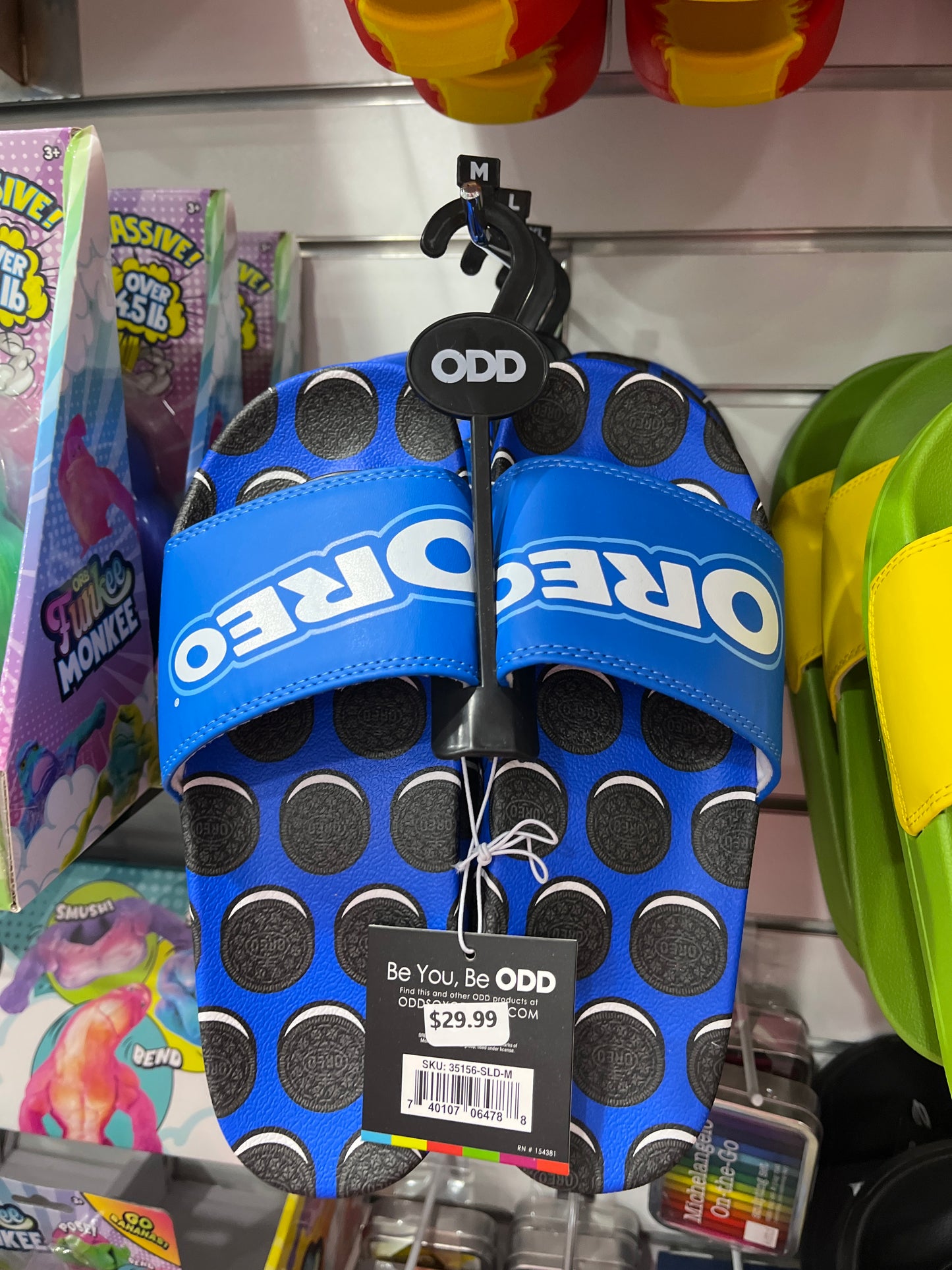 ODD SLIDES - OREO - M