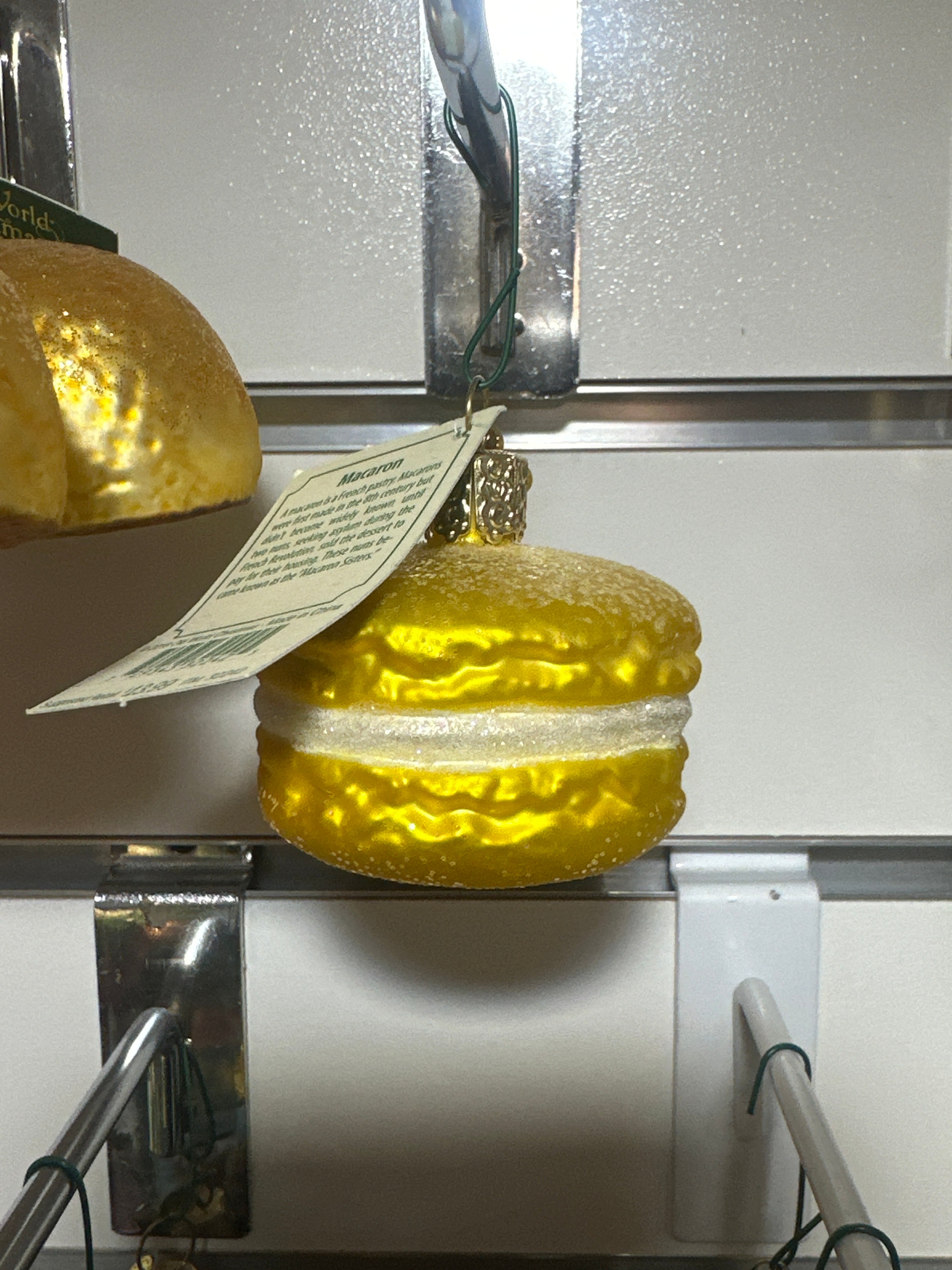 CHRISTMAS ORNAMENT - MACARON