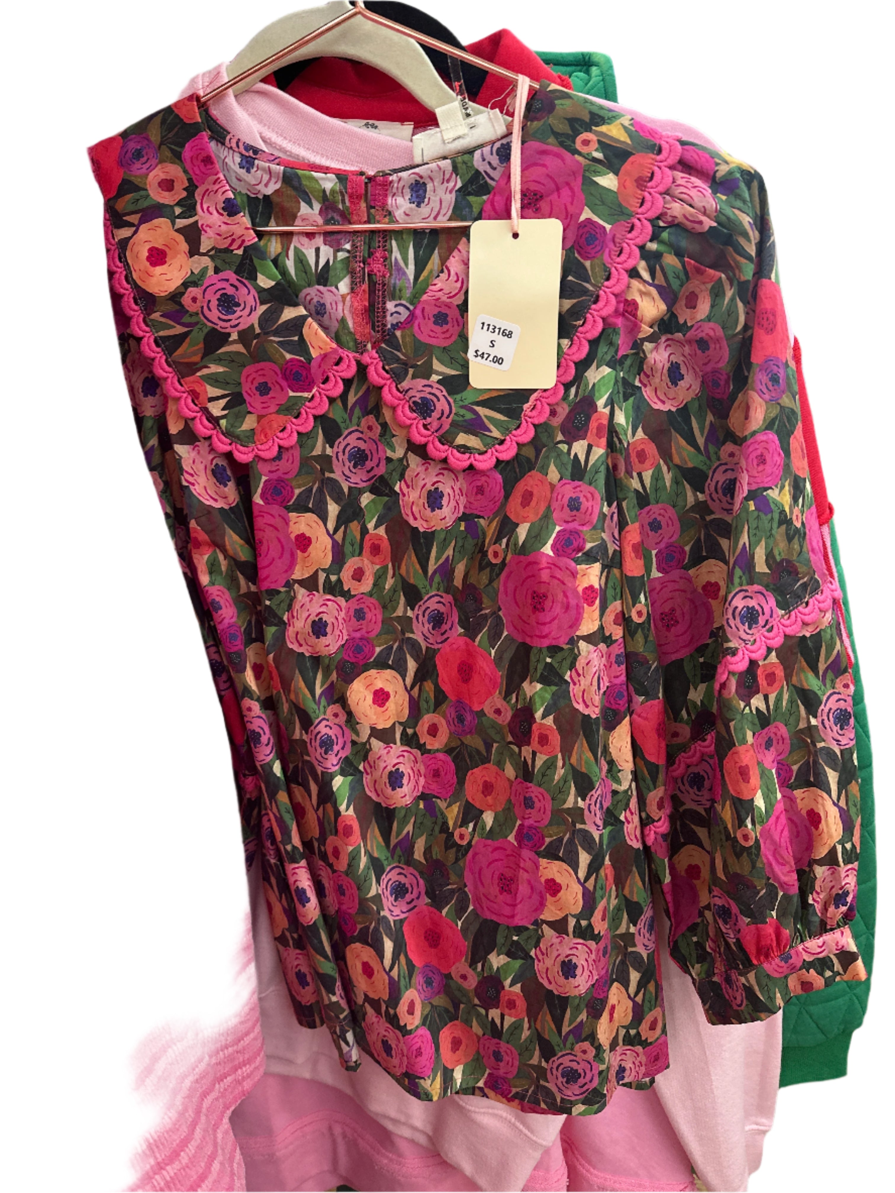 PINK FLORAL BLOUSE W/PINK LOOP TRIM