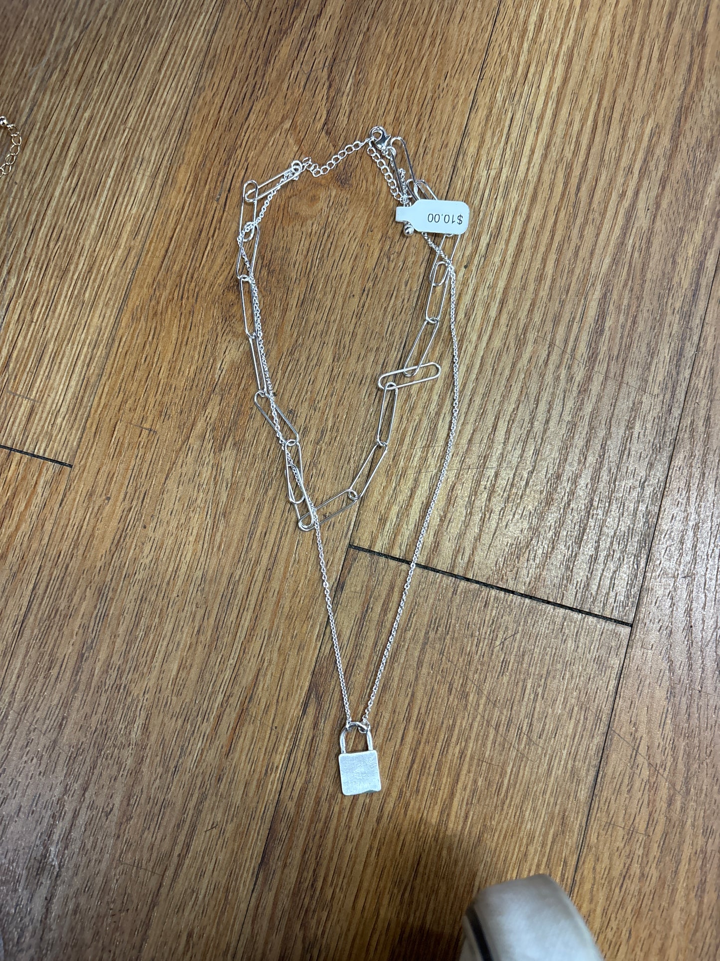 MATTE SILVER DOUBLE LOCK CHAIN