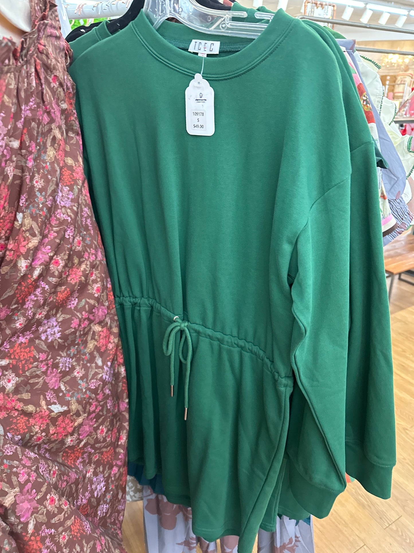 HUNTER GREEN SWEATSHIRT DRESS W/DRAWSTRING