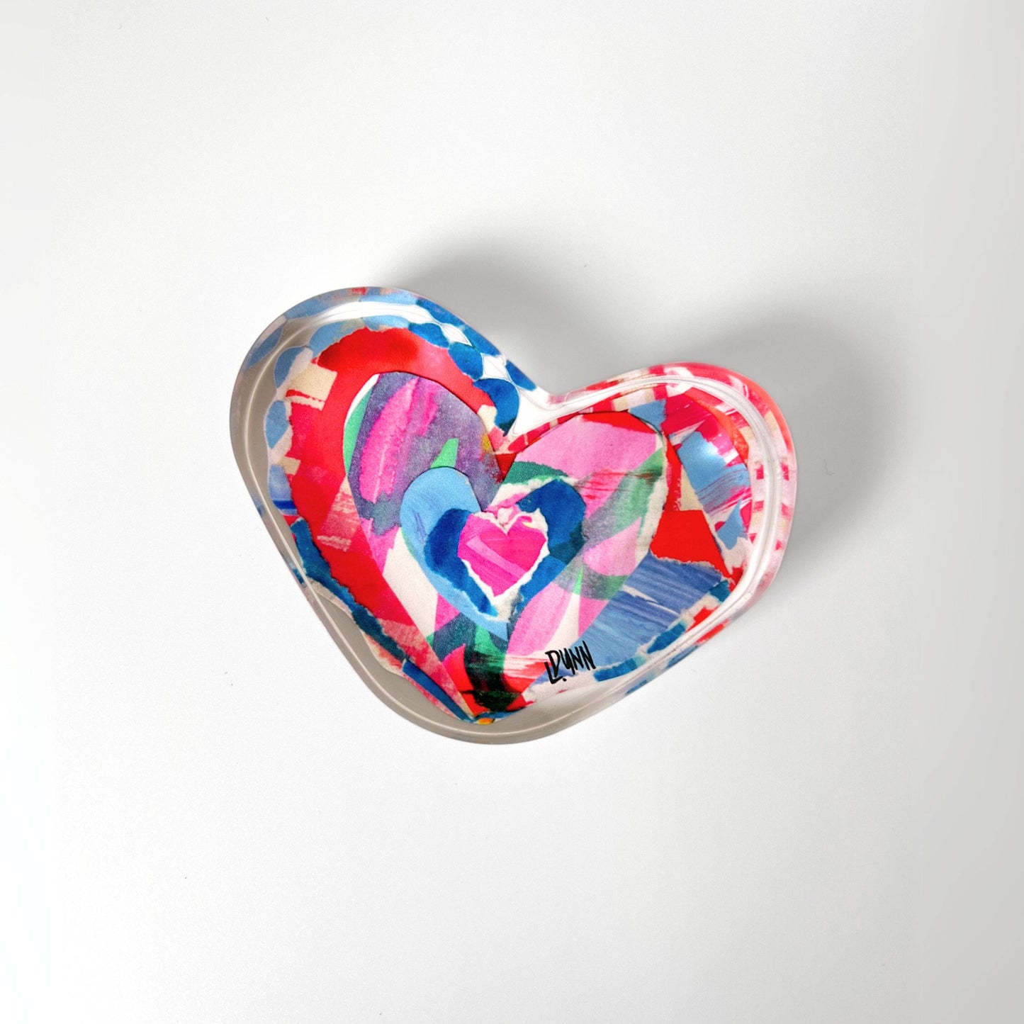 SCALLOPED HEART ACRYLIC BLOCK
