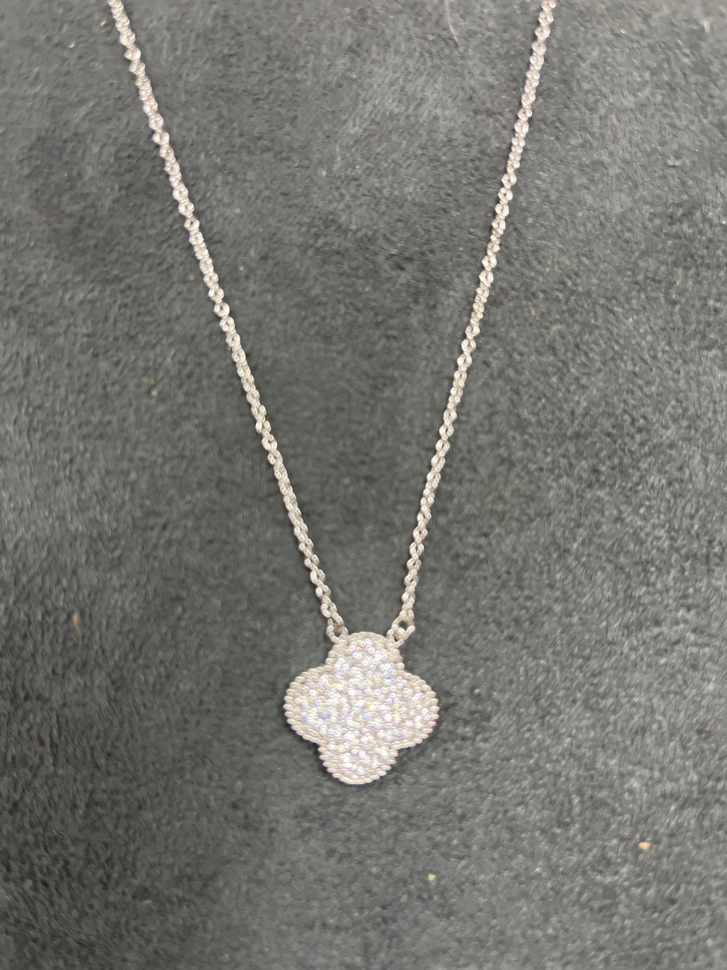 NECKLACE W/LARGE PAVE CLOVER