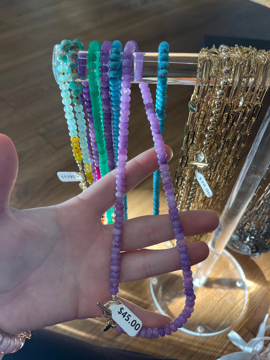 COLORED STONE NECKLACE