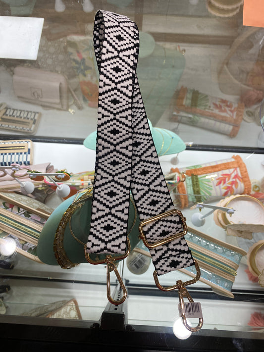 PURSE STRAP - BLACK & WHITE TRIBAL