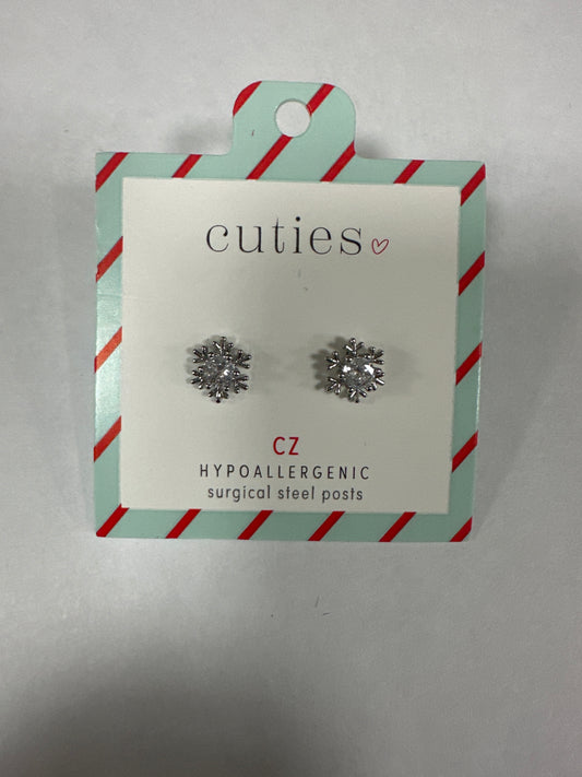 SILVER SNOWFLAKE WITH EARRINGS