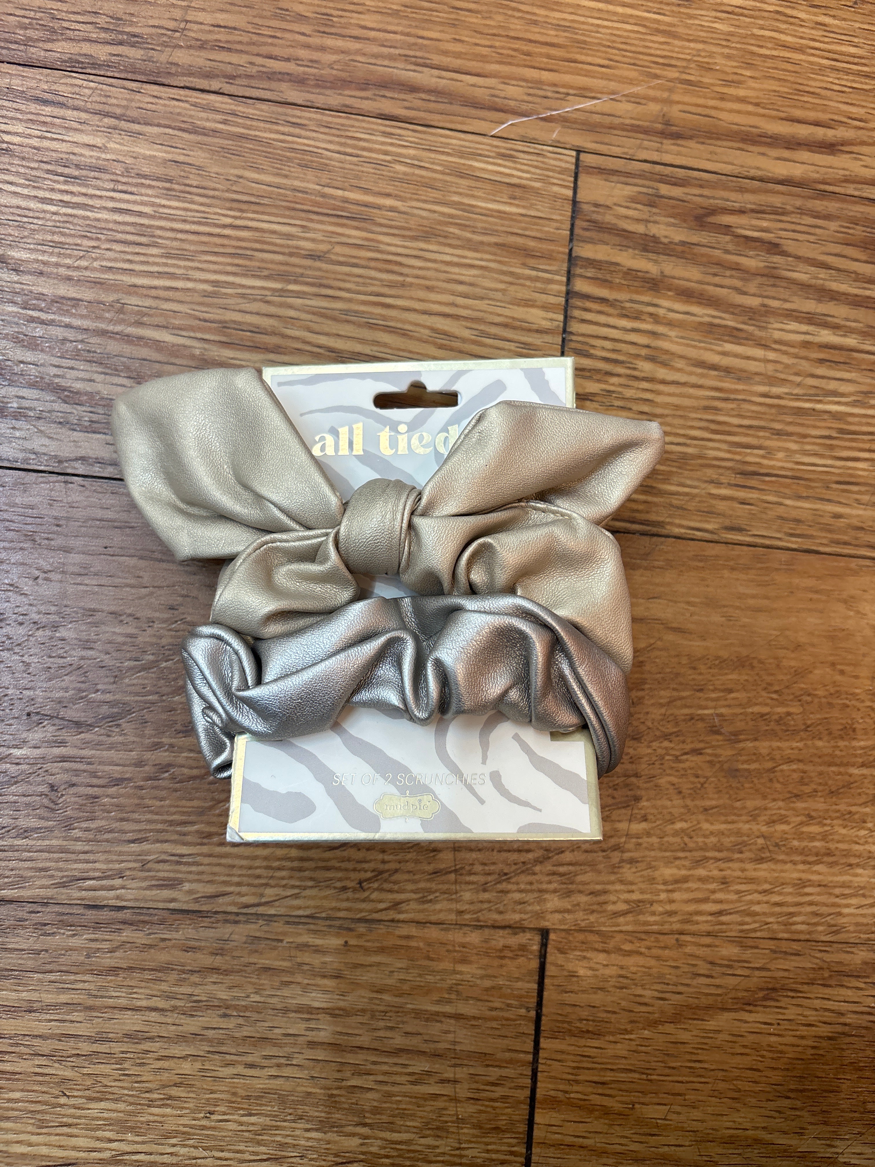 ALL TIED UP LEATHER SCRUNCHIE SET- GOLD