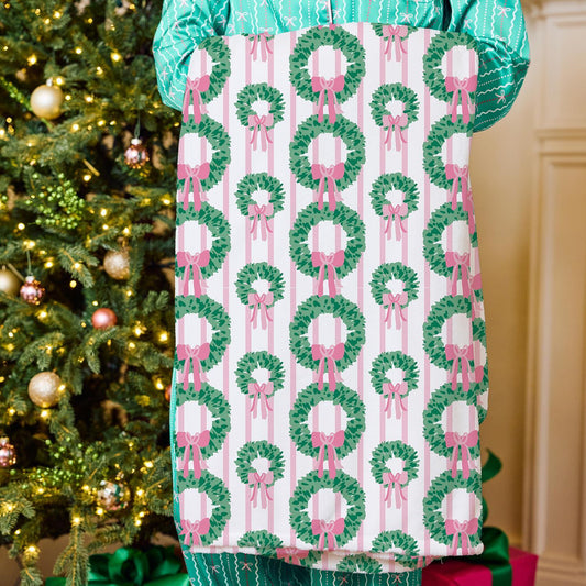 Rosy Wreaths Blanket