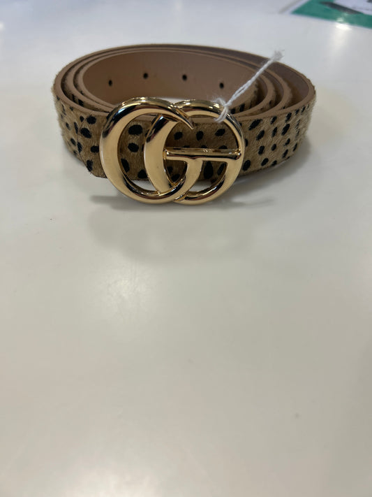 GOLD BUCKLE BELT DALMATIAN PRINT
