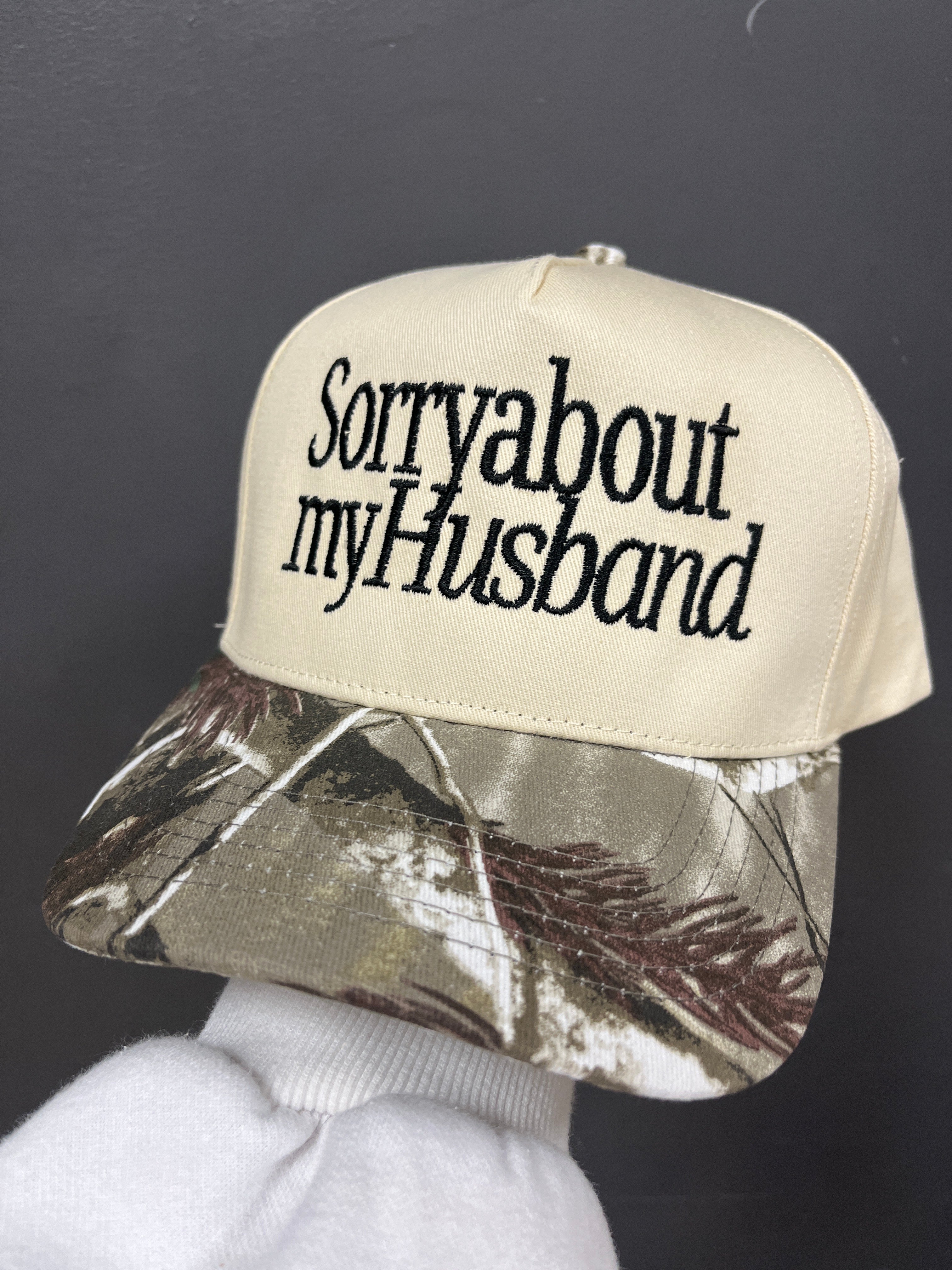 CAMO/CREAM HAT - SORRY ABOUT MY HUSBAND