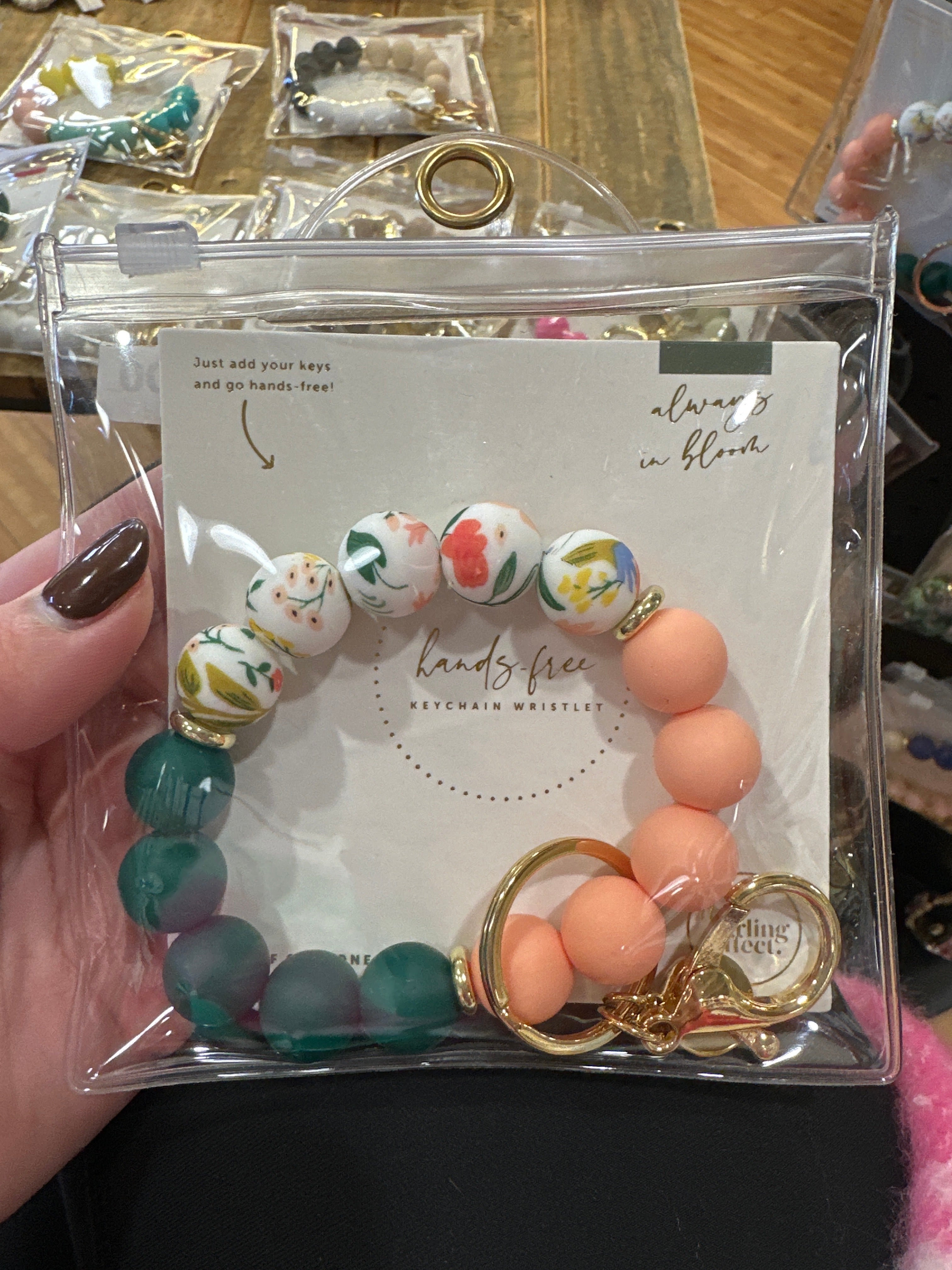 HANDS FREE KEYCHAIN WRISTLET - ALWAYS IN BLOOM