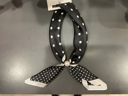 PEARL SCARF NECKLACE - Pharm Favorites by Economy Pharmacy