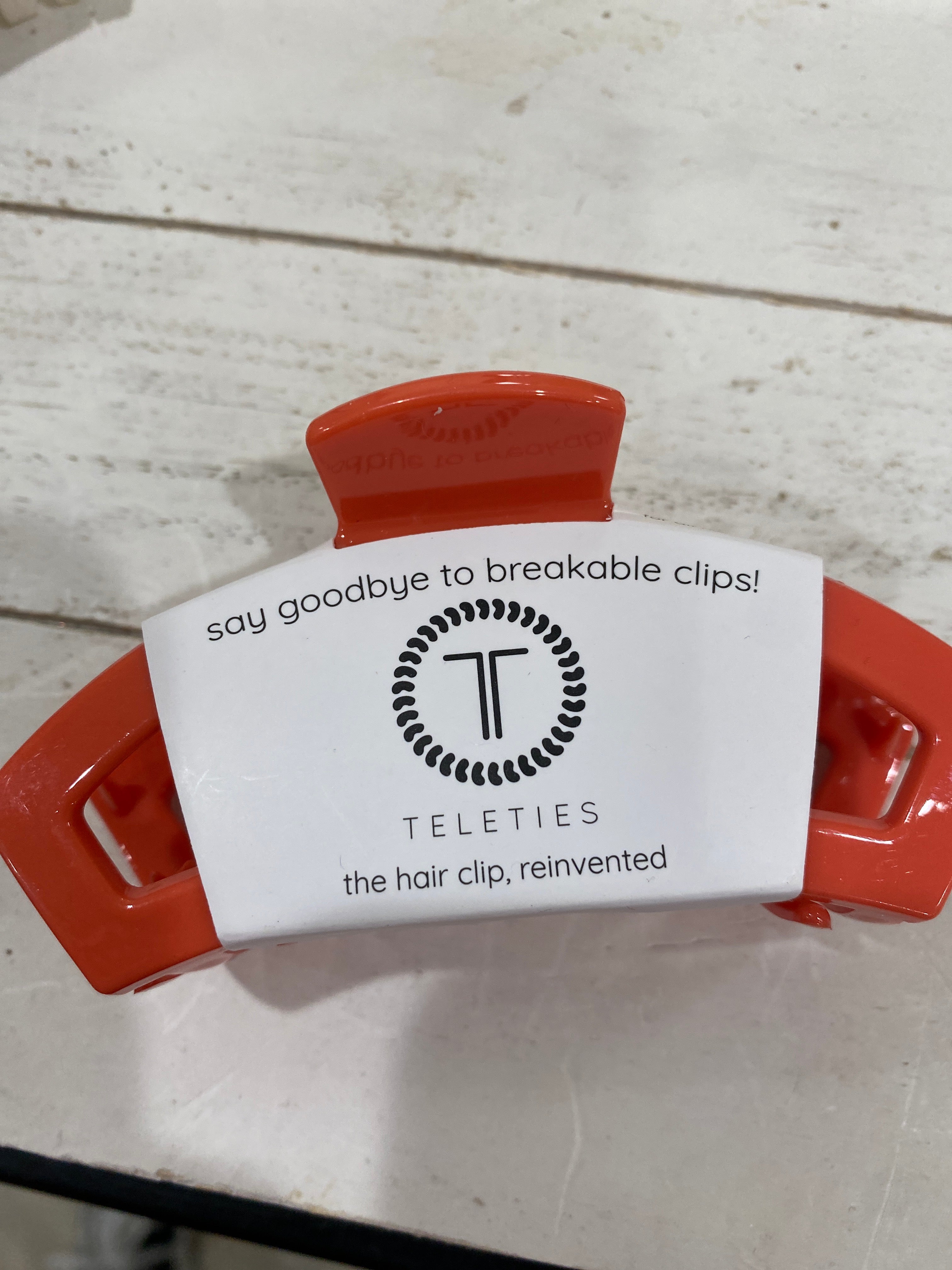 TELETIES OPEN HAIR CLIP - MEDIUM - CORAL