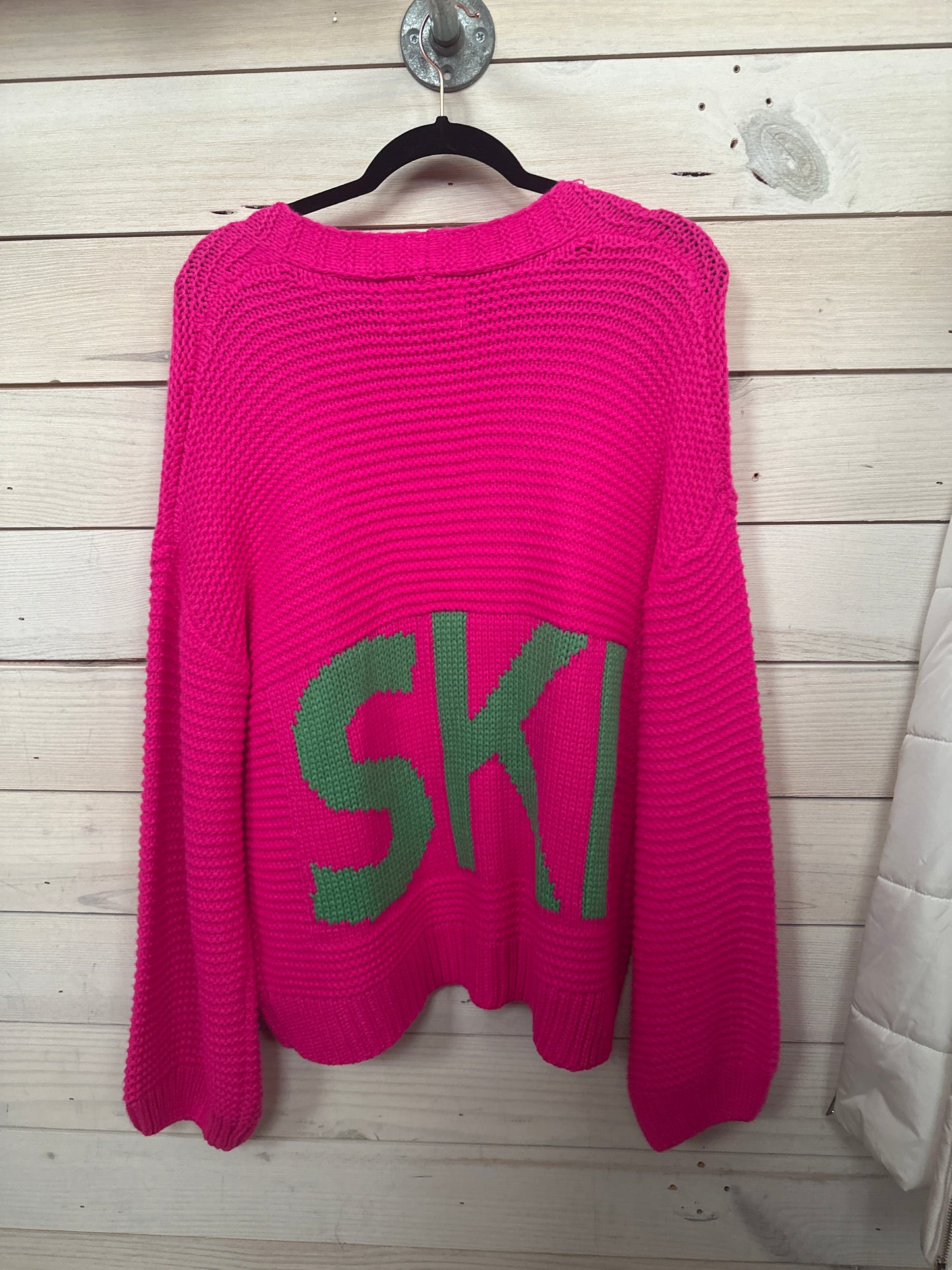 PINK CARDIGAN W/GREEN SKI