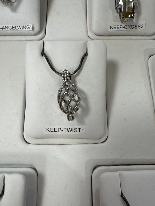 KEEPSAKE TWISTED LOCKET PENDANT