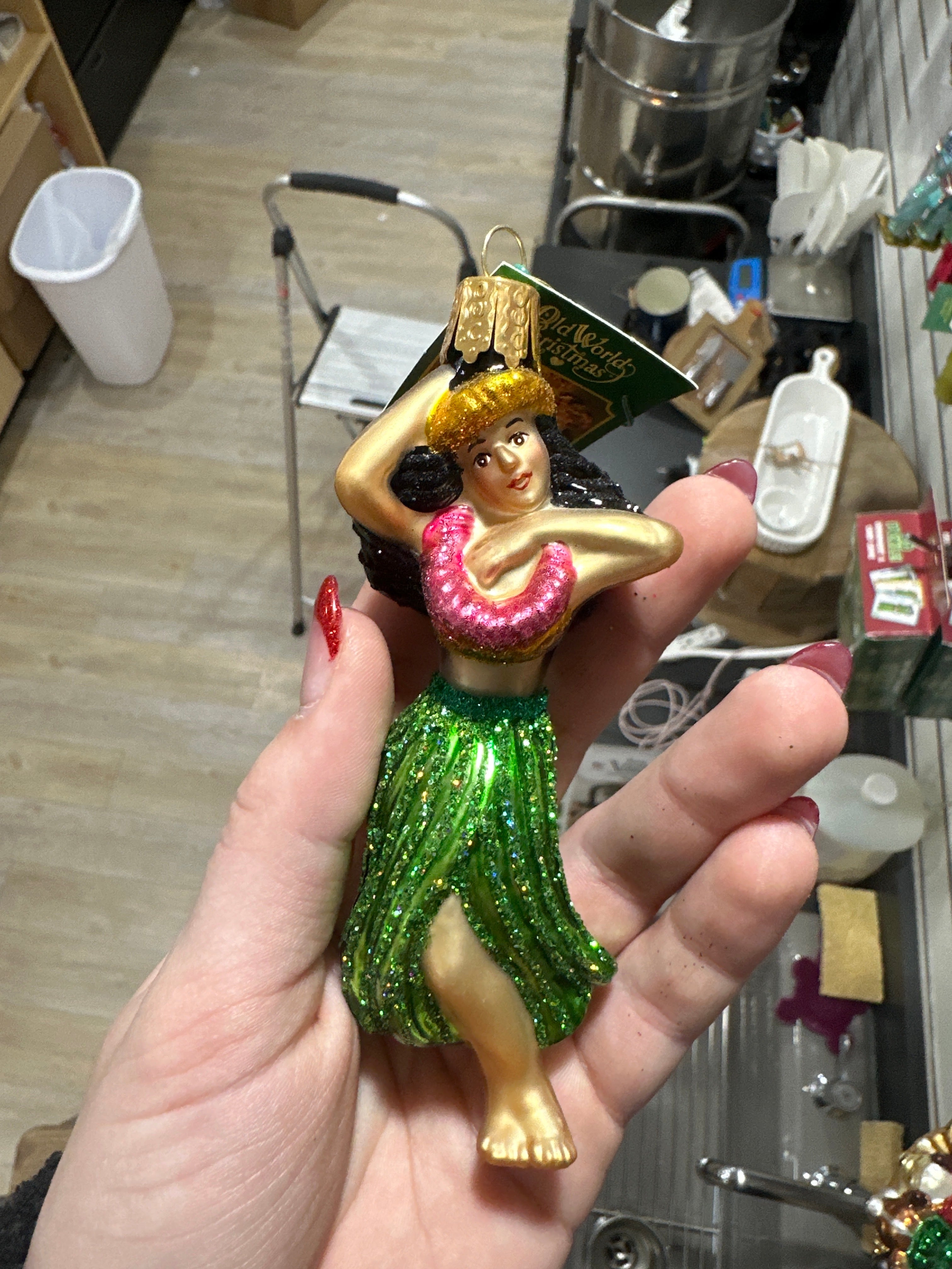 CHRSTMAS ORNAMENT - HULA DANCER