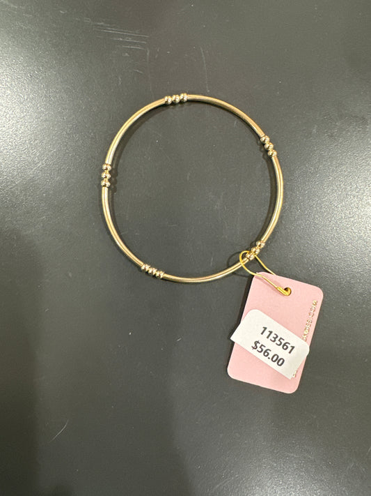MOLLIE BAR BRACELET - 7.25"