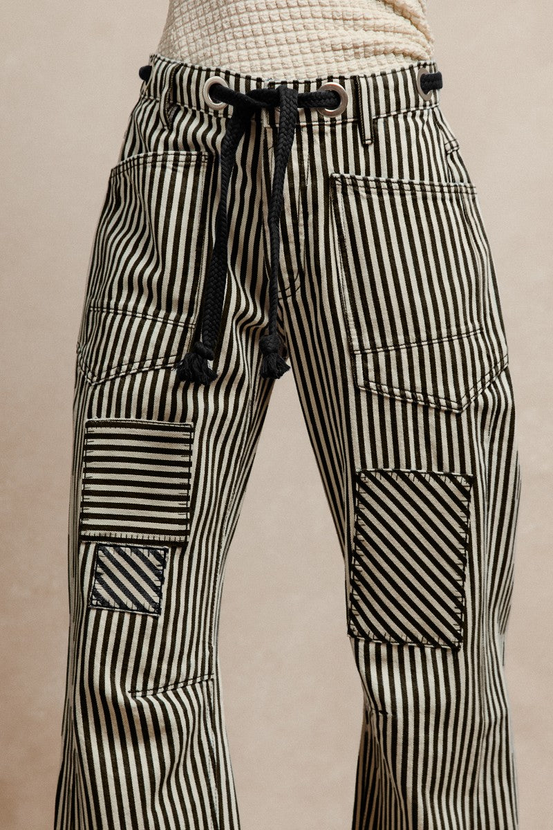 BLACK STRIPED TWILL BARREL PANTS