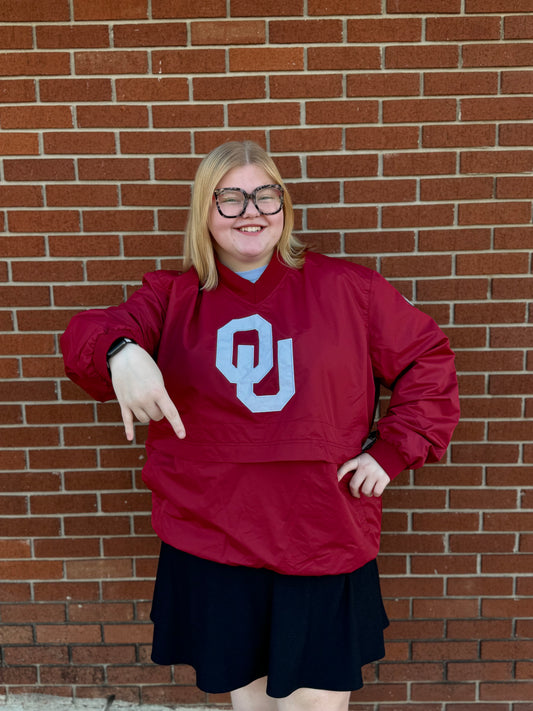 Oklahoma University V-Neck Pullover with Front Pocket