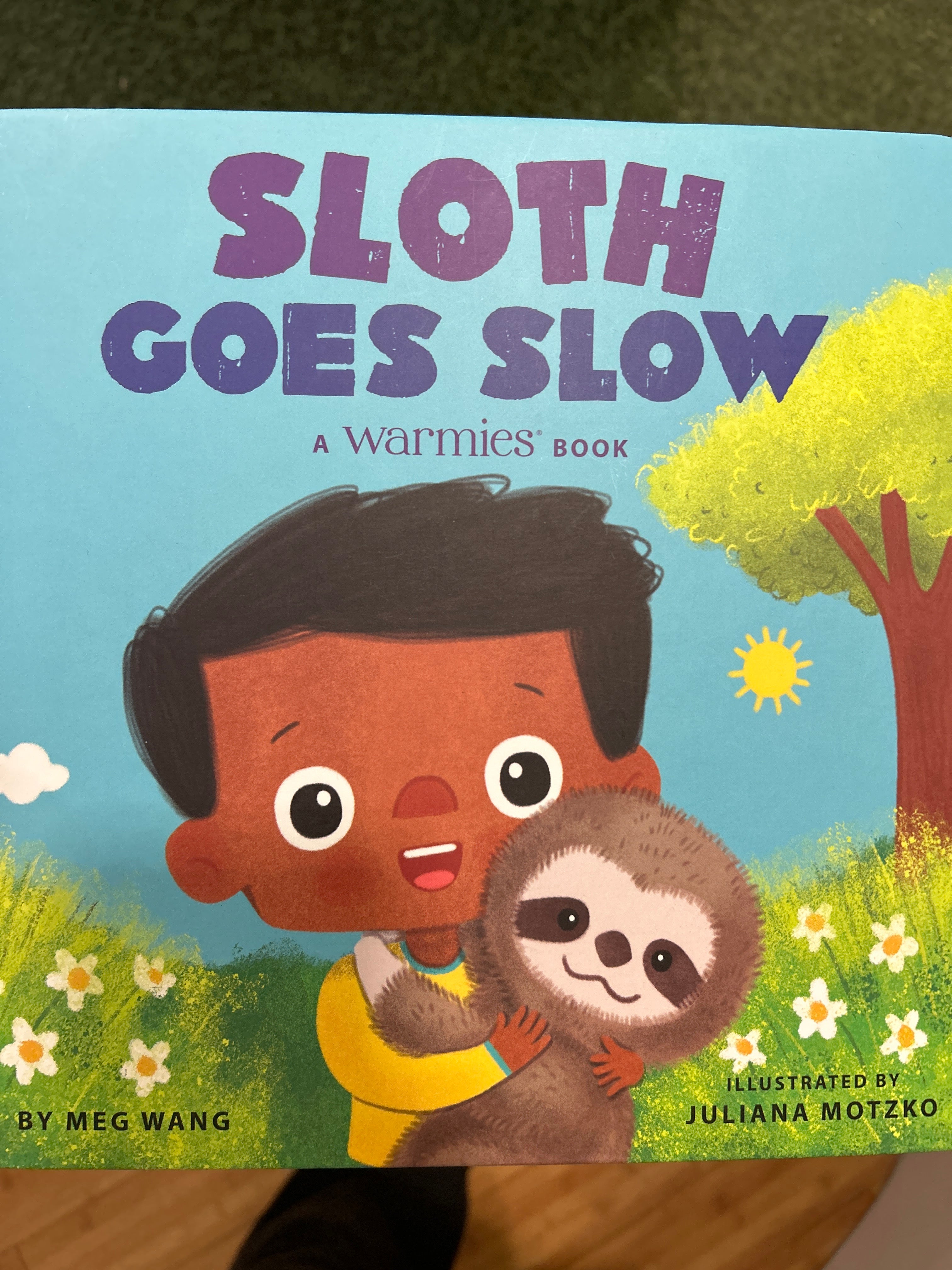WARMIES BOOK - SLOTH GOES SLOW