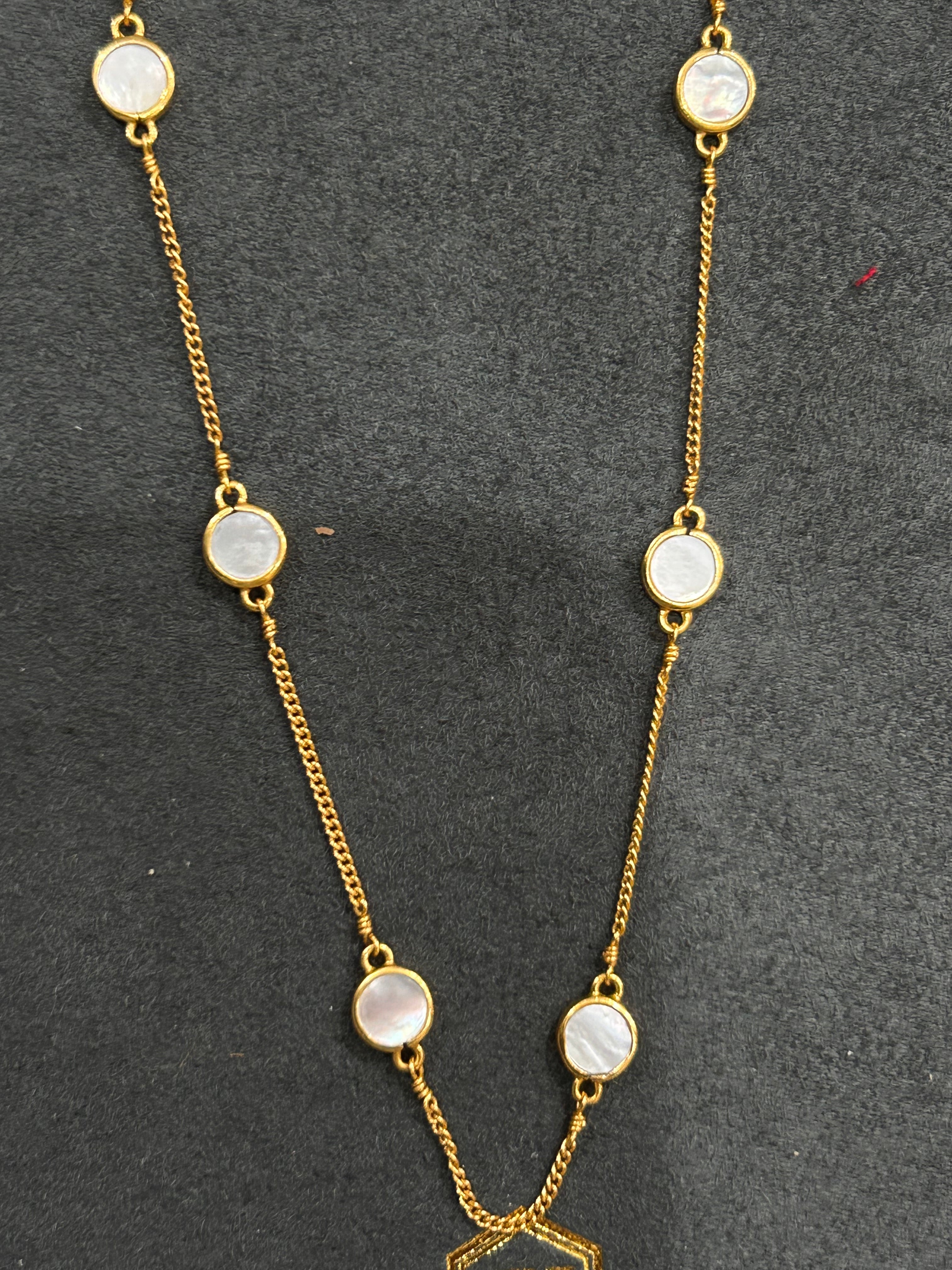 VALENCIA DELICATE STATION NECKLACE GOLD MOTHER OF